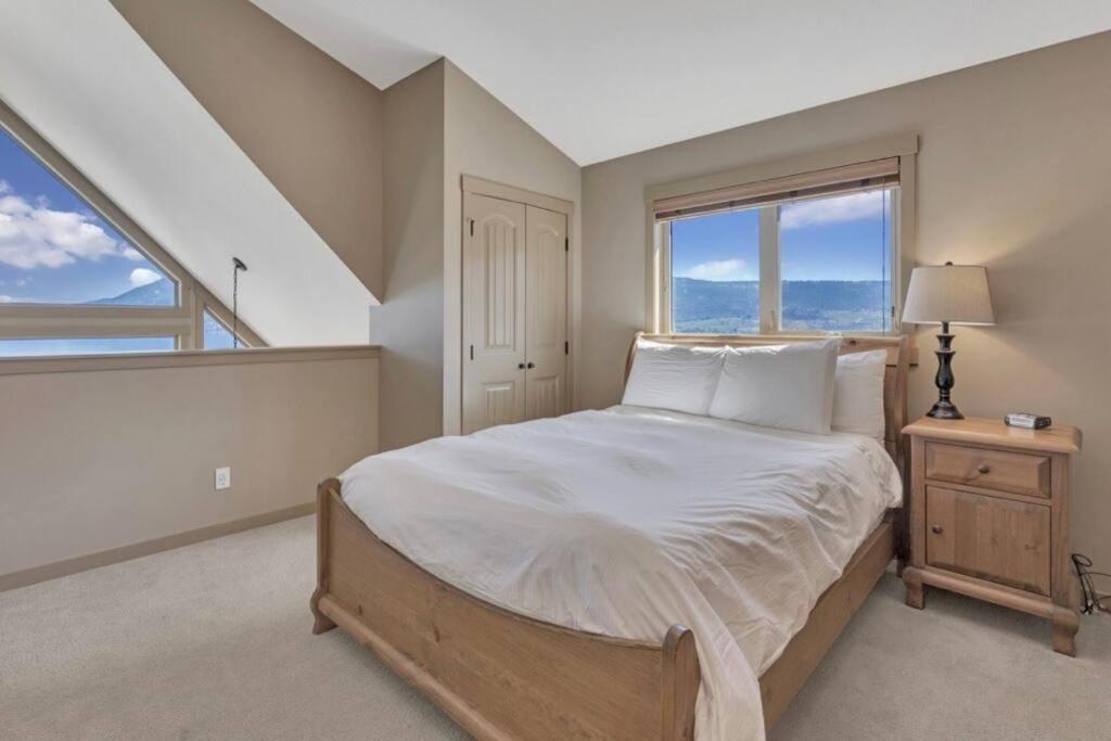 Beautiful Cottage at La Casa in Kelowna