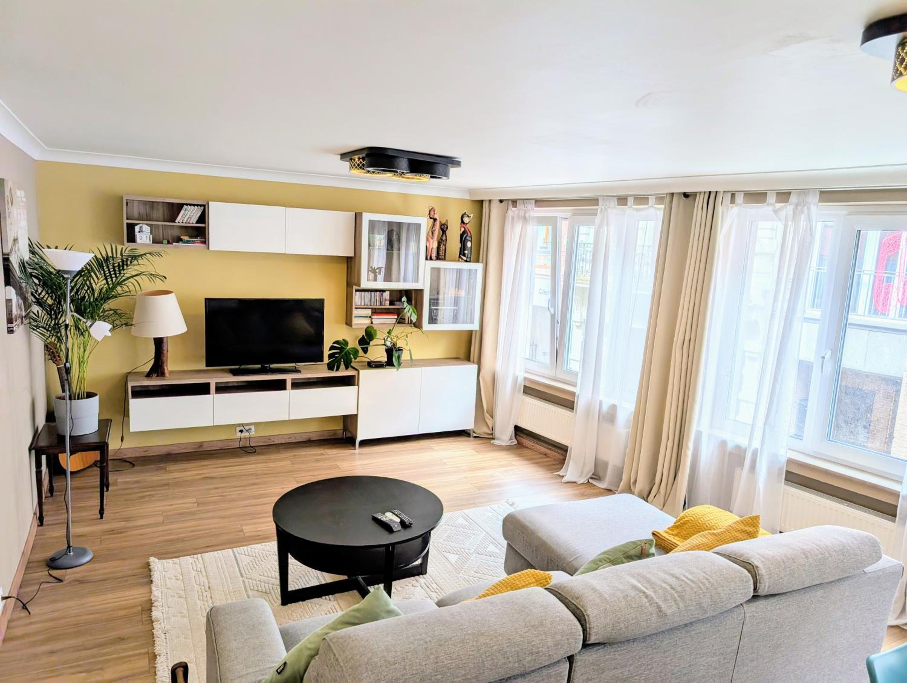 Superbe appartement dans le centre de Mons - Arivée autonome
