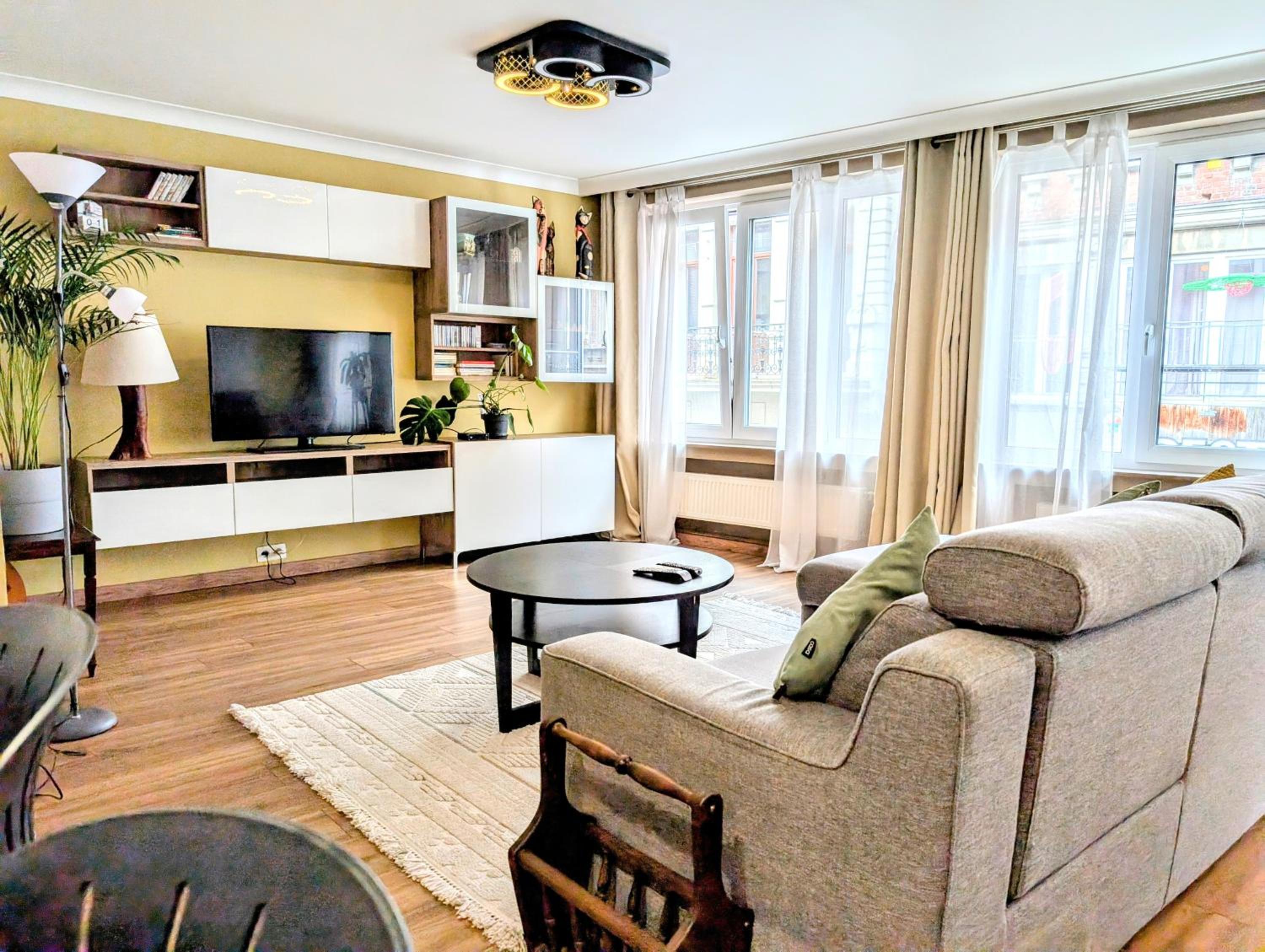 Superbe appartement dans le centre de Mons - Arivée autonome