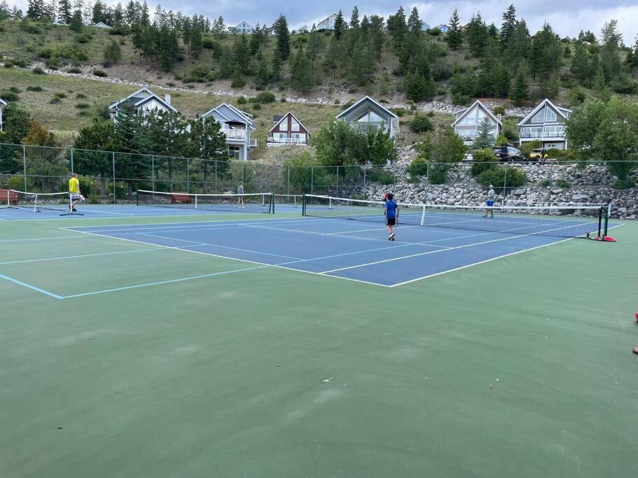 Beautiful Cottage at La Casa in Kelowna