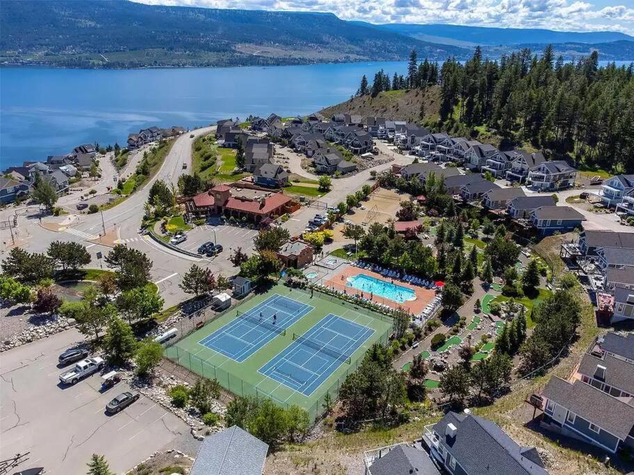 Beautiful Cottage at La Casa in Kelowna