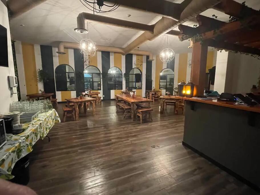 Beautiful Cottage at La Casa in Kelowna