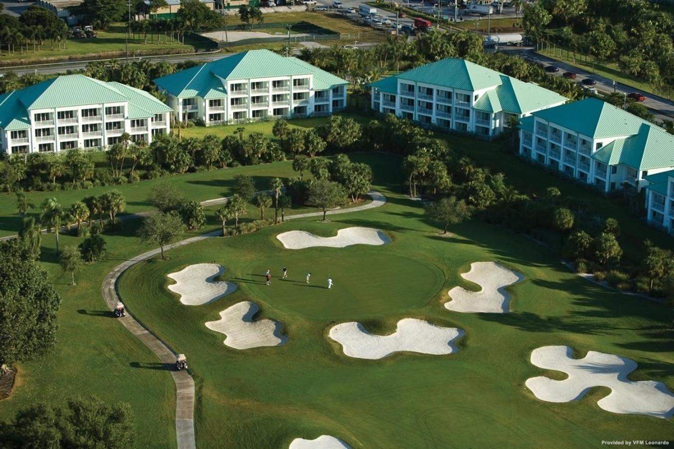Doral Pool 404 by Wave Properties