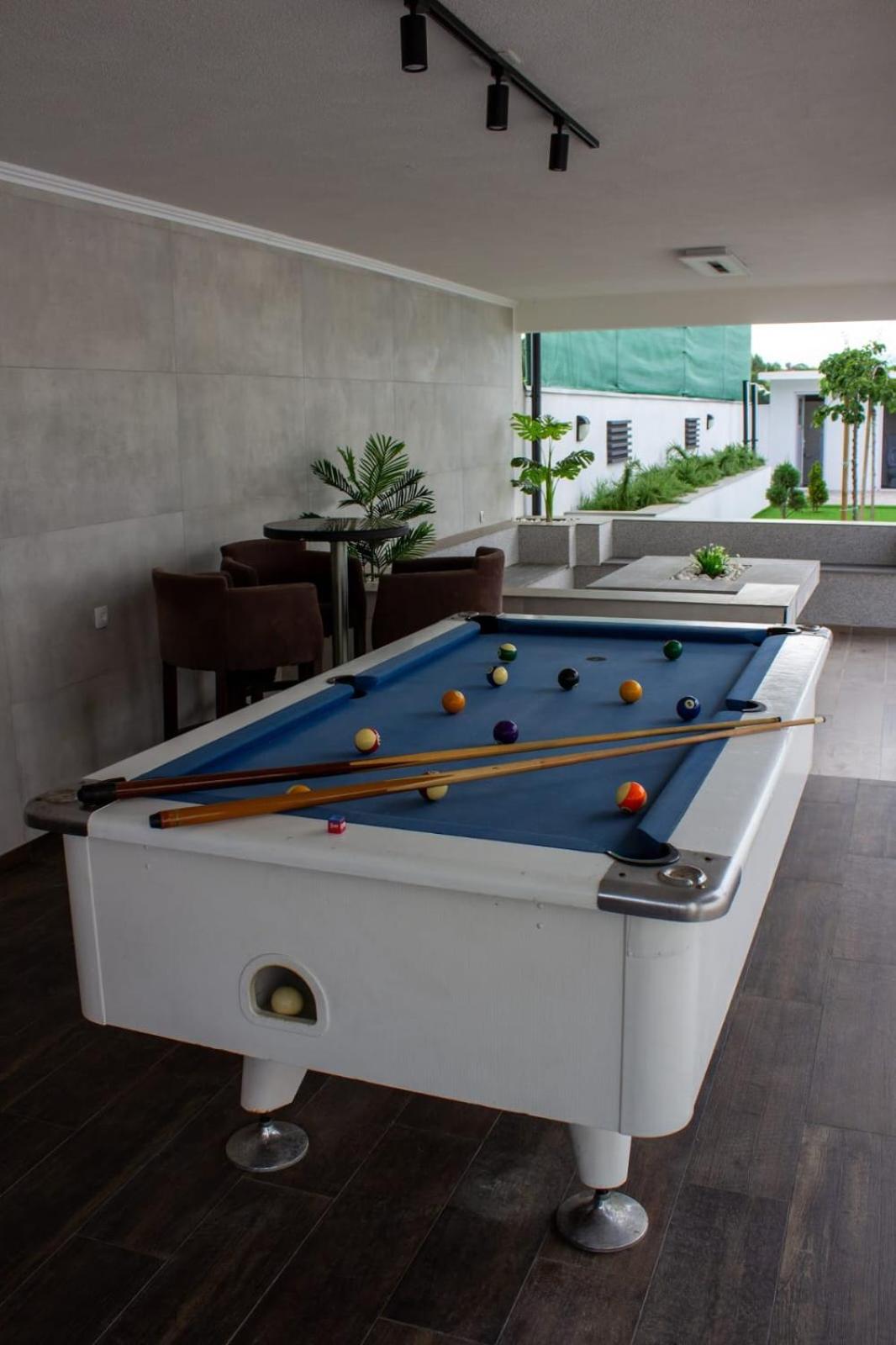 Villa XY
