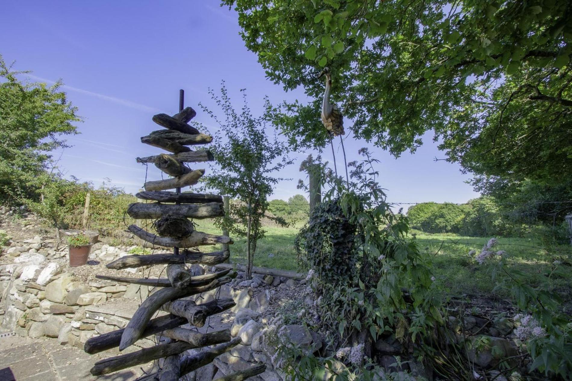 Merlins Cabin - 2 Bedroom - Blaen Cedi Farm view 5