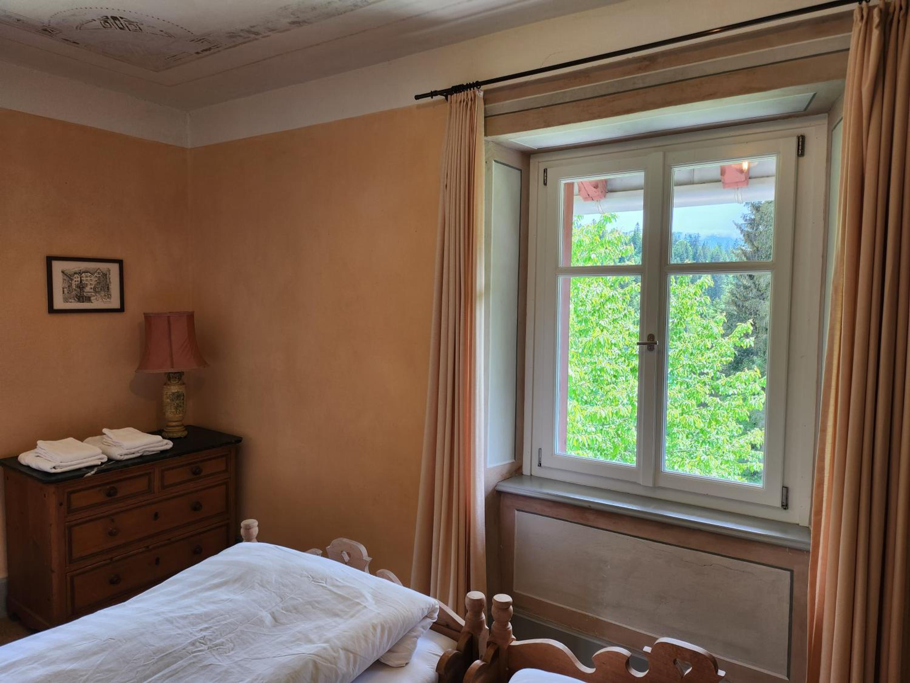 Gasthaus Crestasee