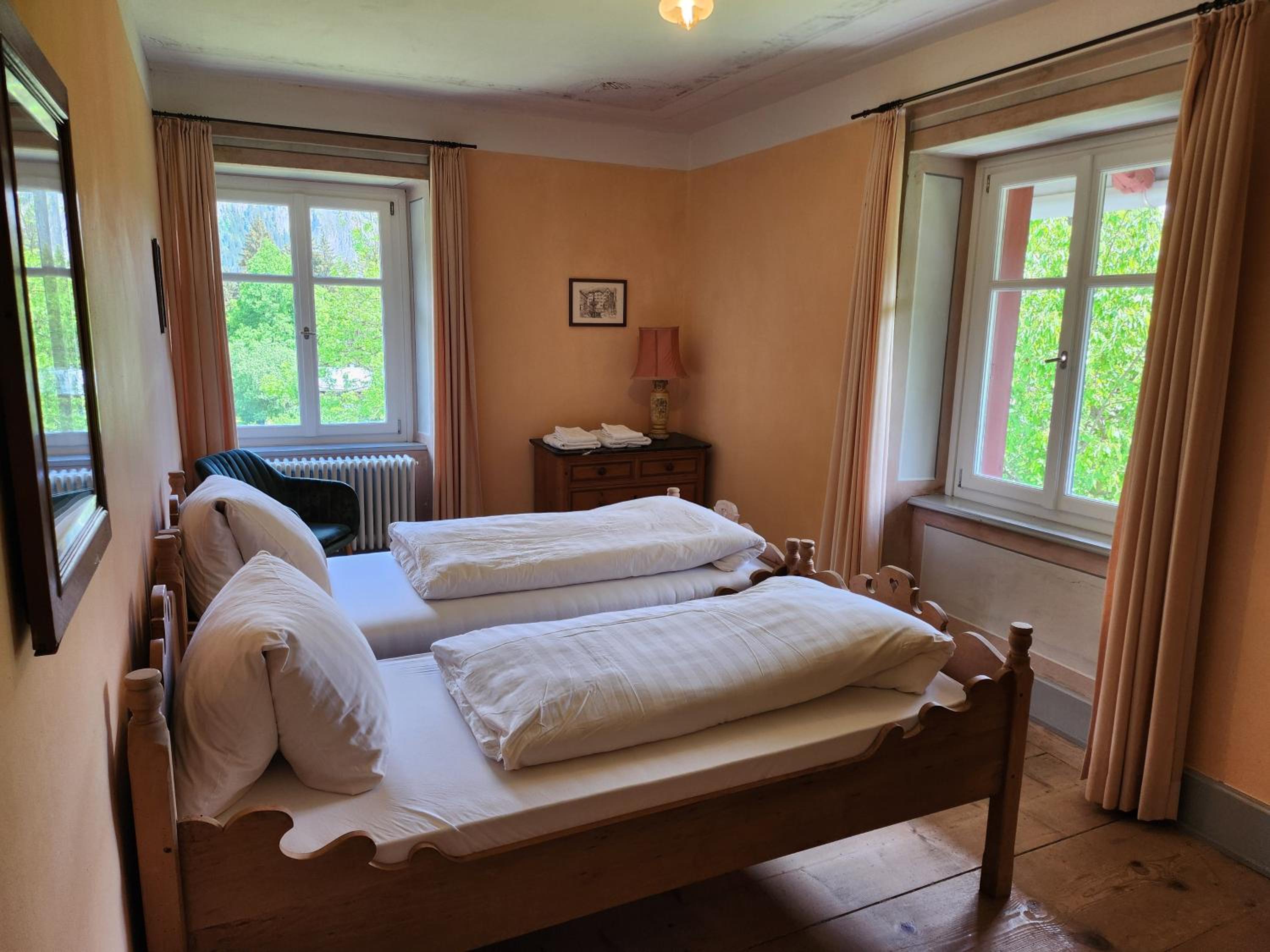 Gasthaus Crestasee
