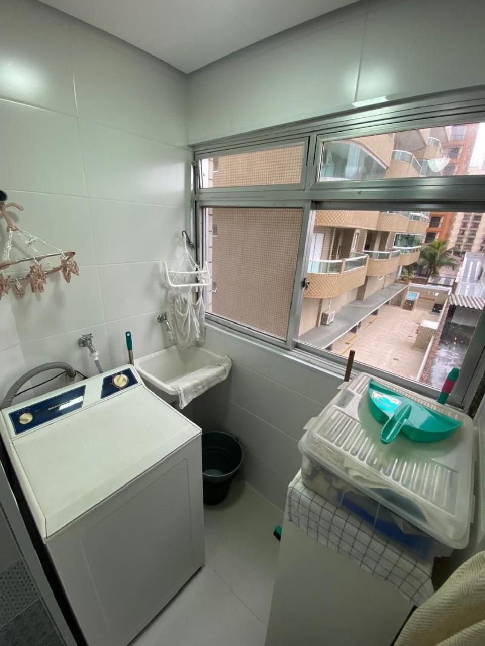 Aviação-com Ar -1 Dorm- 6 Hospedes -Garagem -Wi Fi- 50 metros da Praia