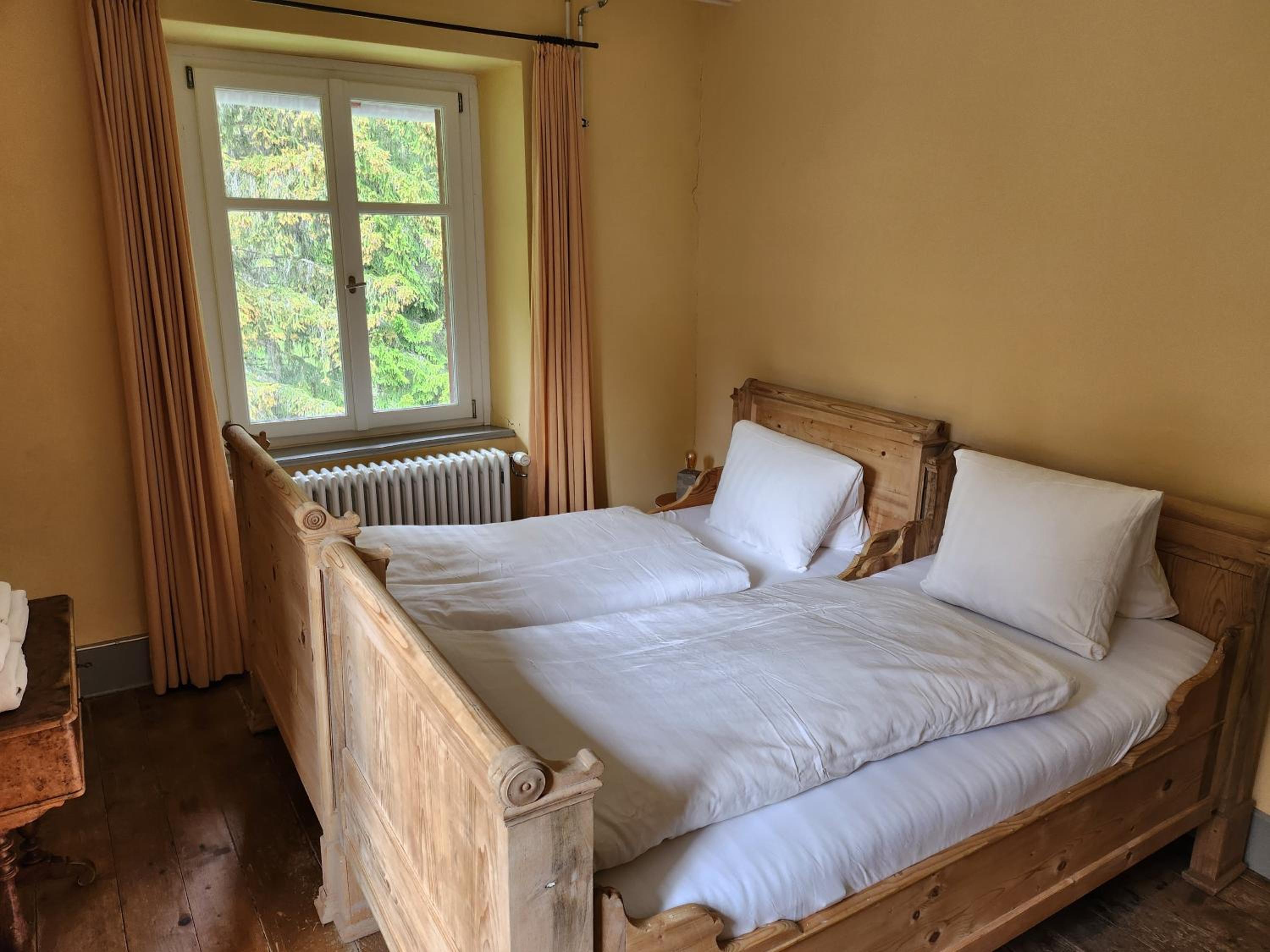 Gasthaus Crestasee