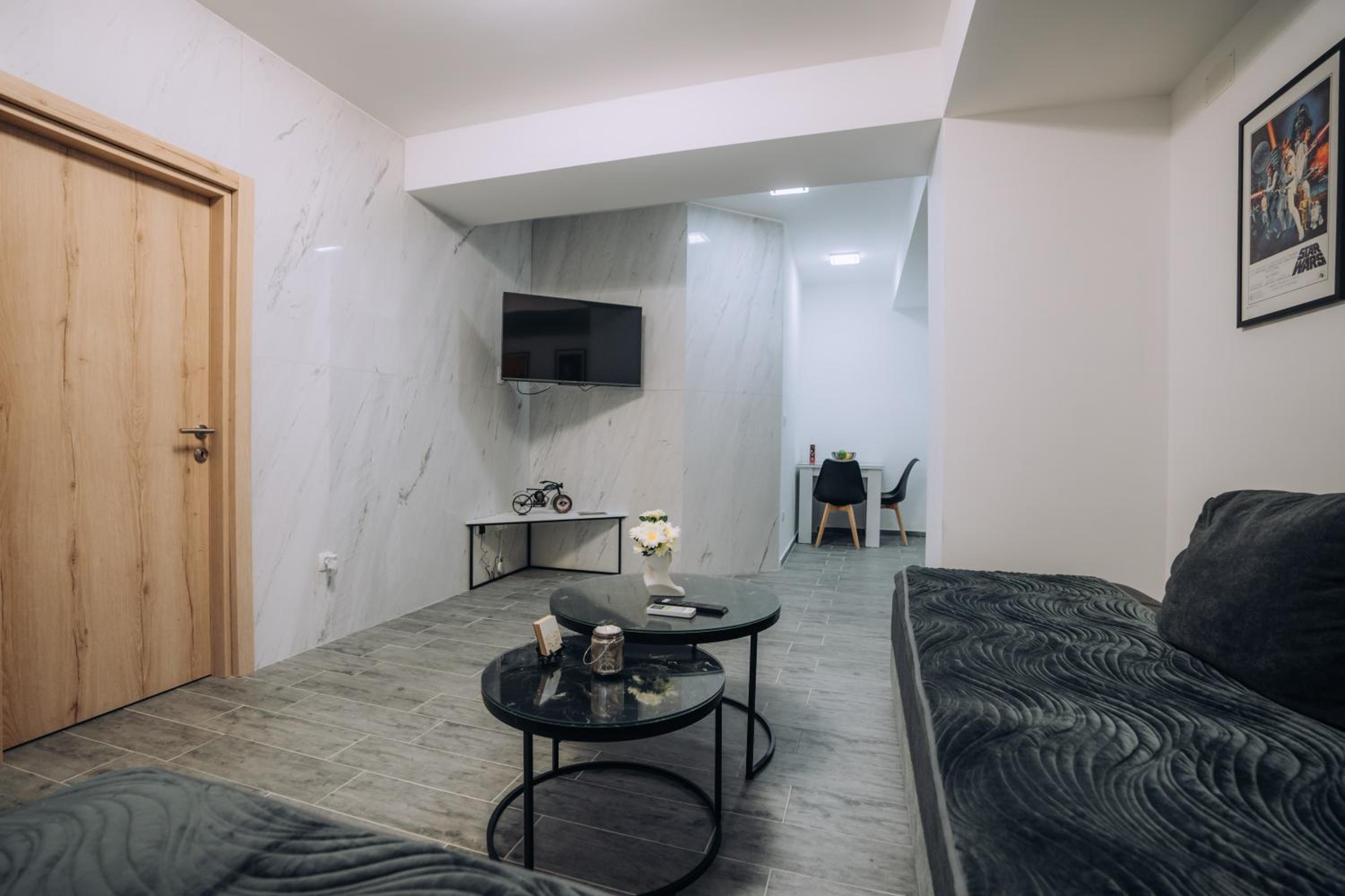 Lenova Apartments