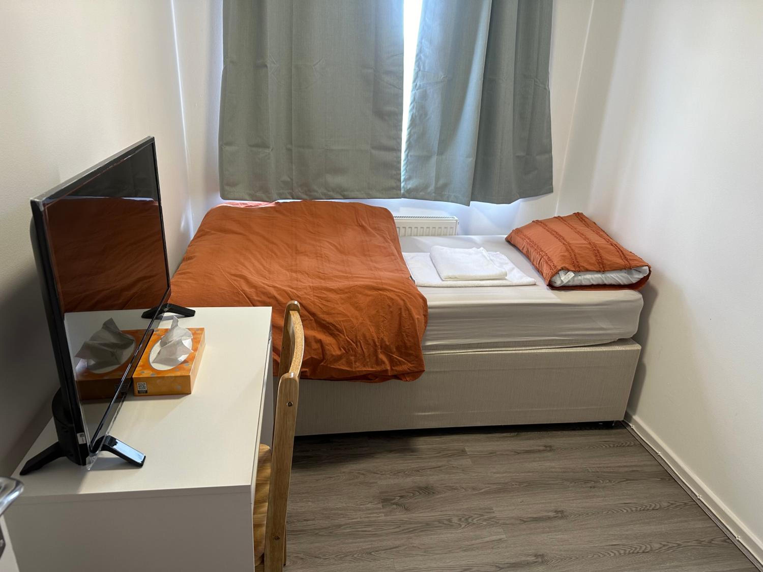 HLM property Single Room only