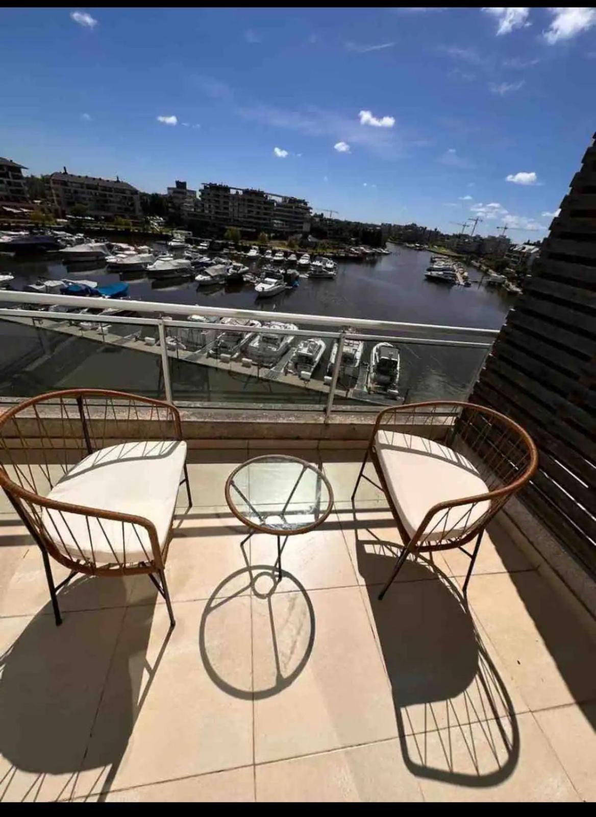 Premium departamento en Nordelta con vista abierta la Bahía!