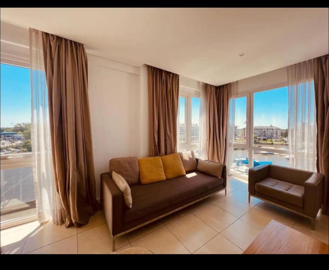 Premium departamento en Nordelta con vista abierta la Bahía!