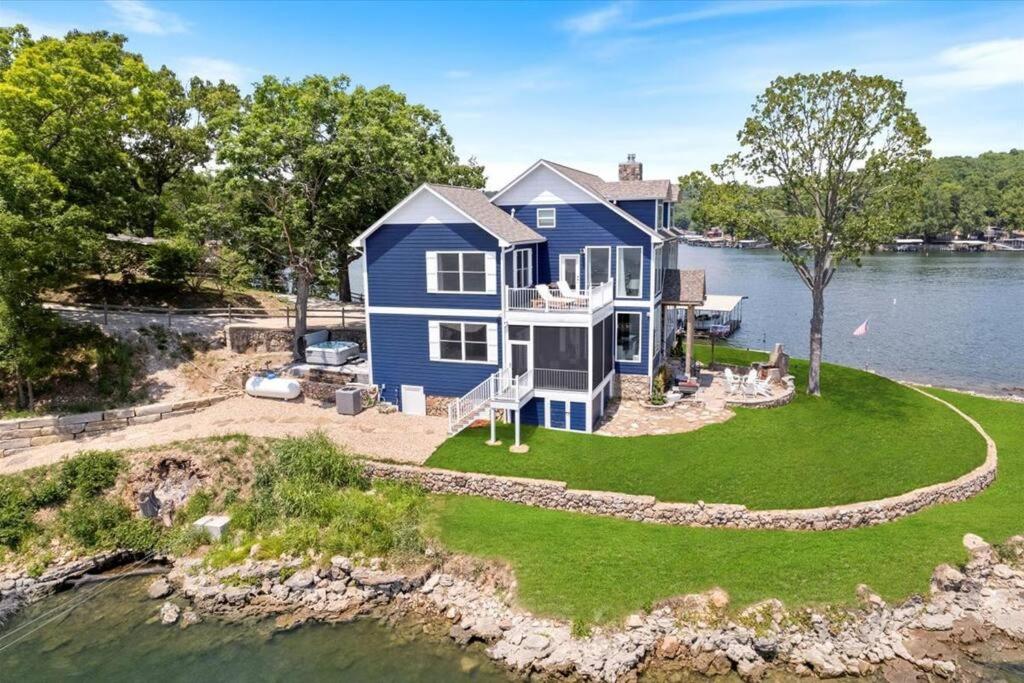 Lakefront 5BR 6BA Home and Cabin amazing views
