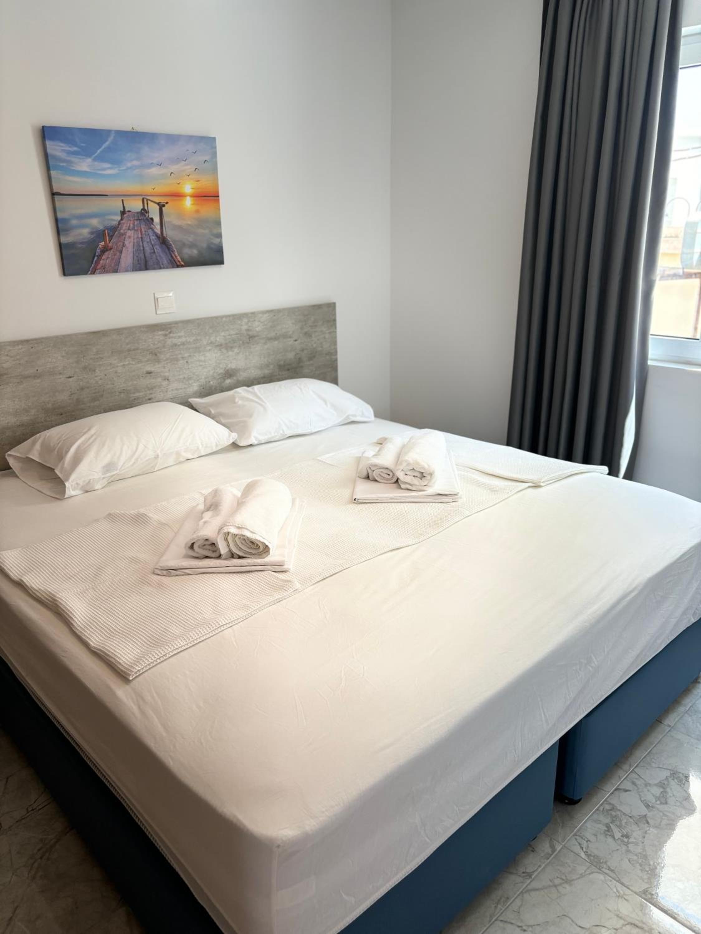 Luca Apts Napa