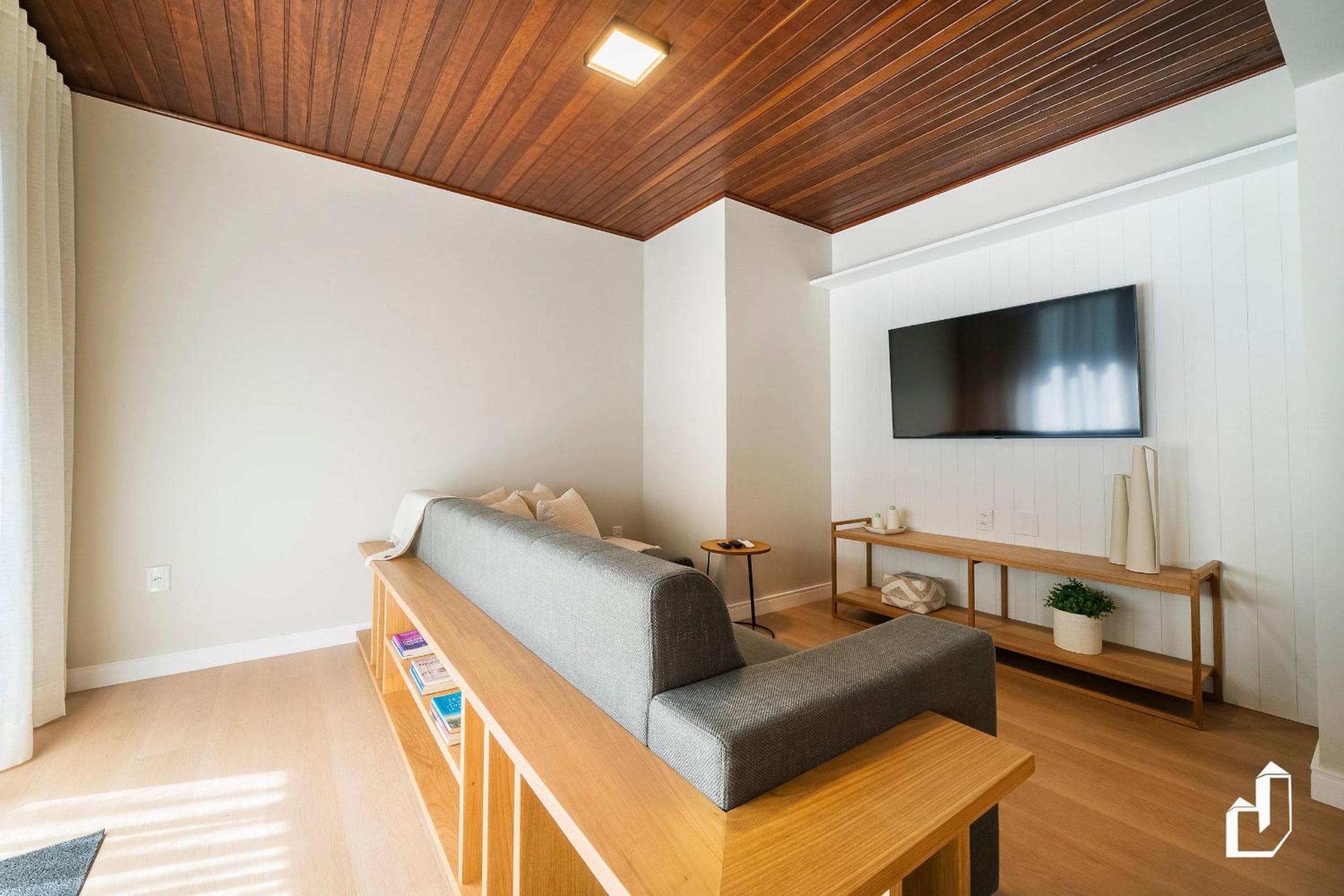 Casa aconchegante com 04 dormitórios