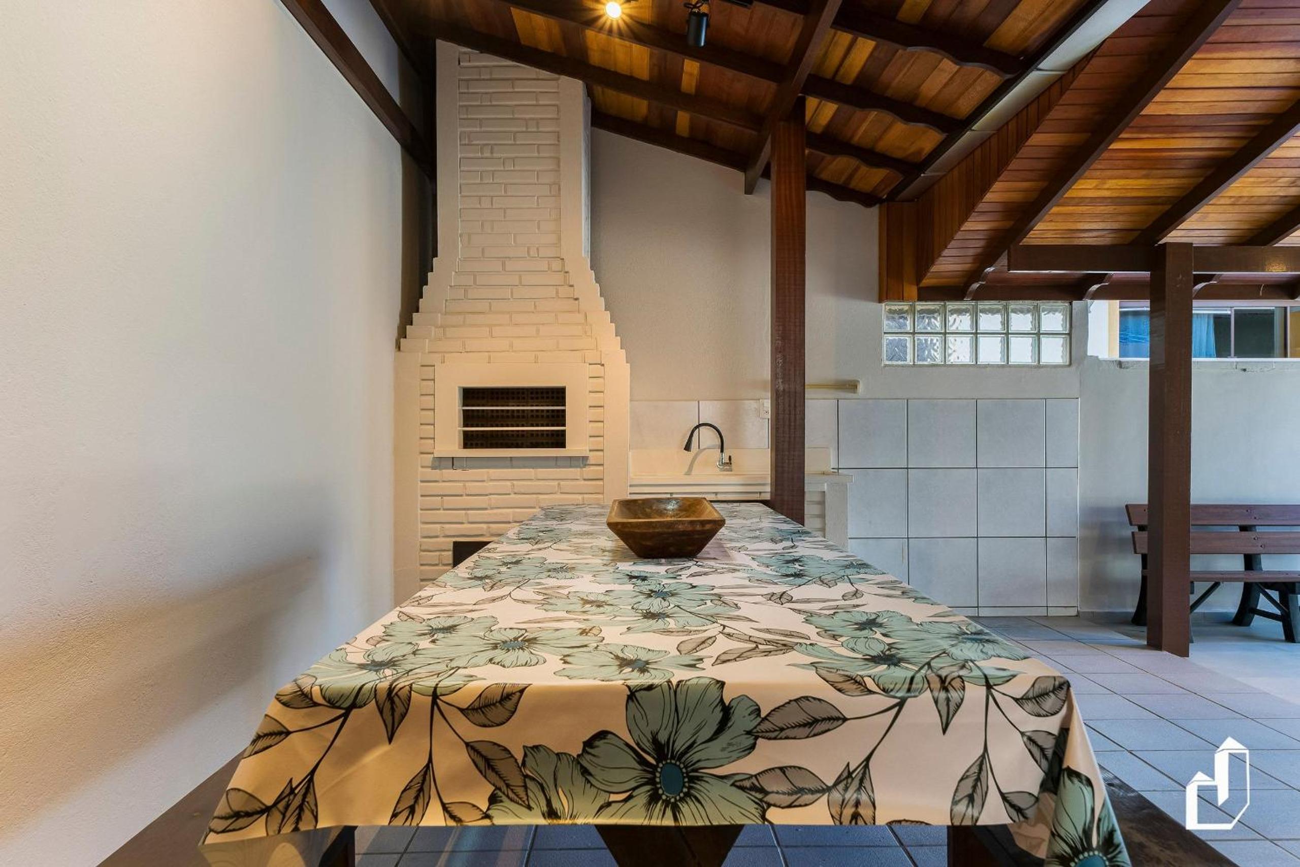 Casa aconchegante com 04 dormitórios