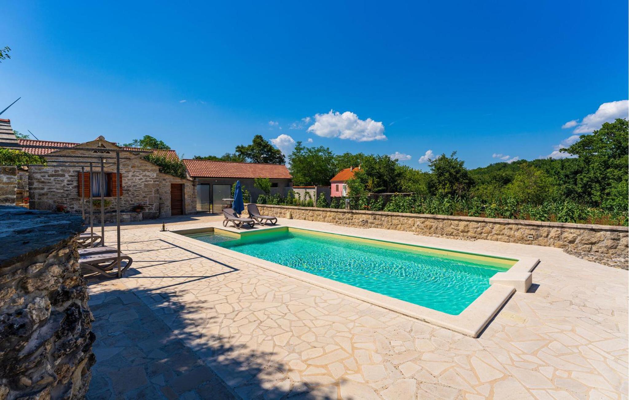 3 Bedroom Awesome Home In Medvida