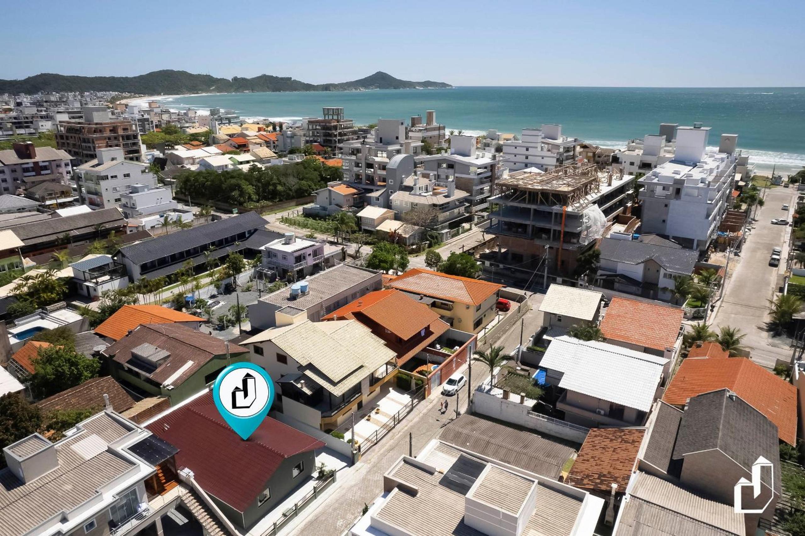 Casa aconchegante com 04 dormitórios
