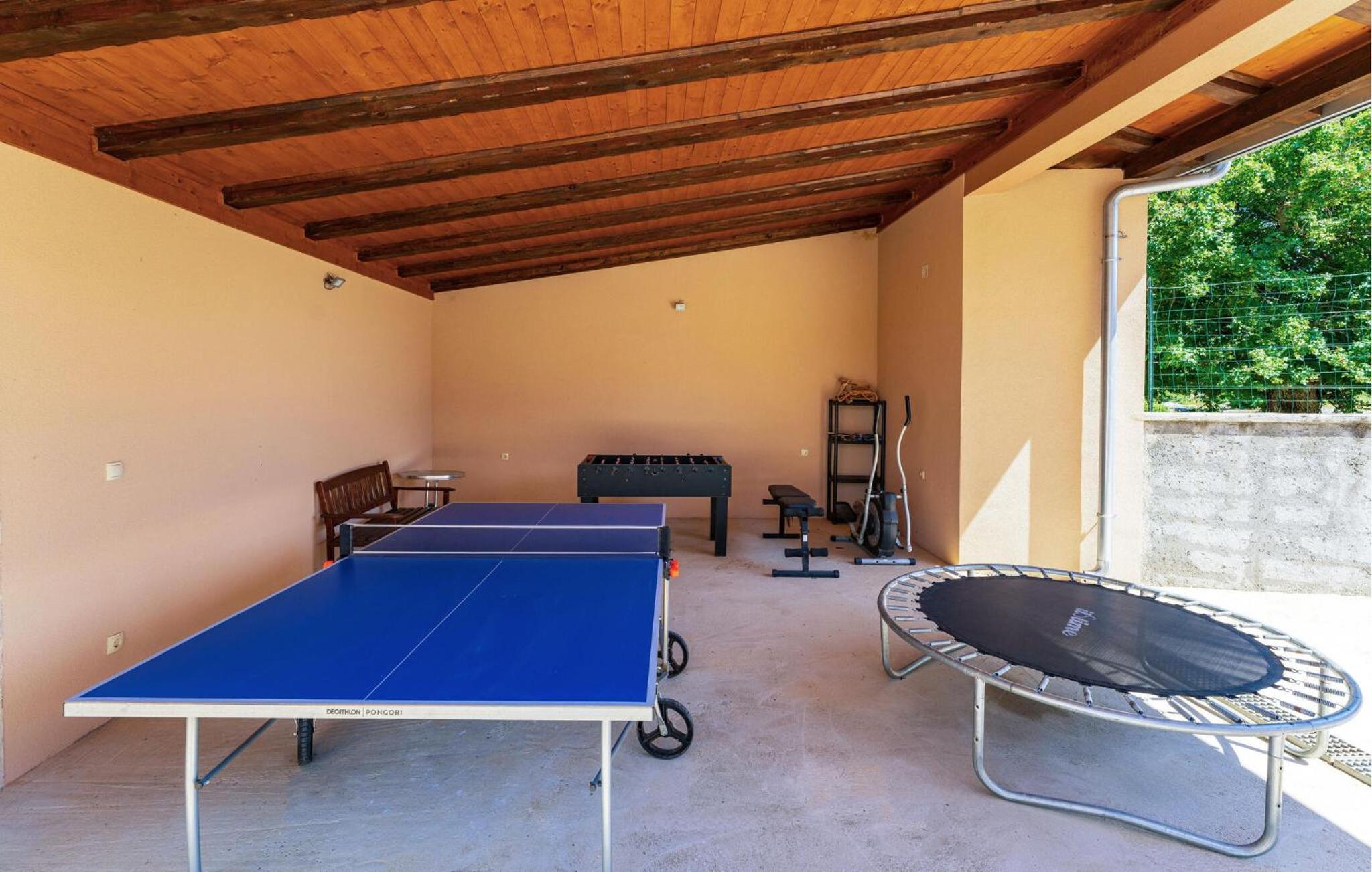 3 Bedroom Awesome Home In Medvida
