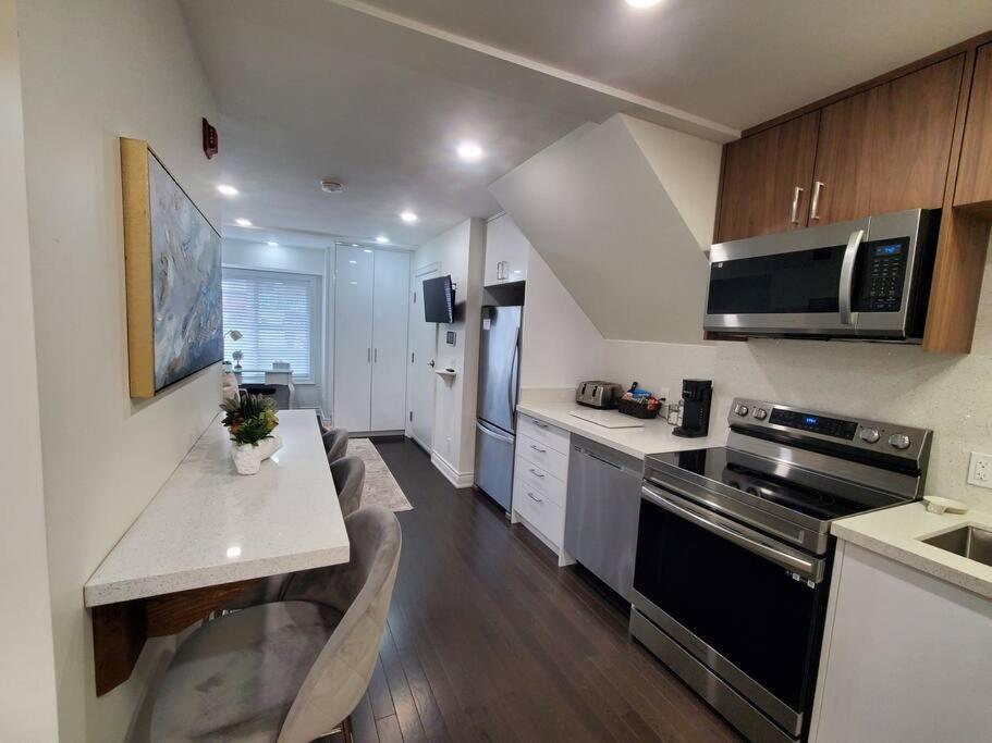 Dufferin Serenity Suite