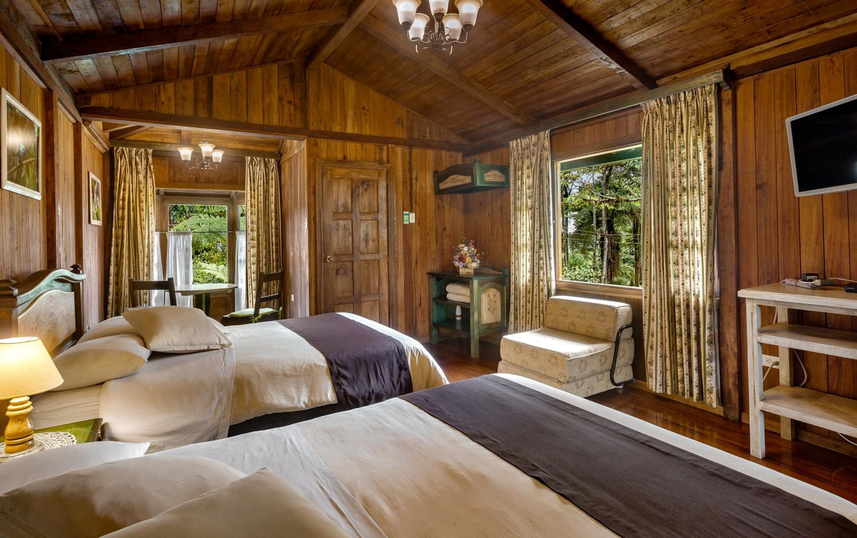 Sachatamia Lodge