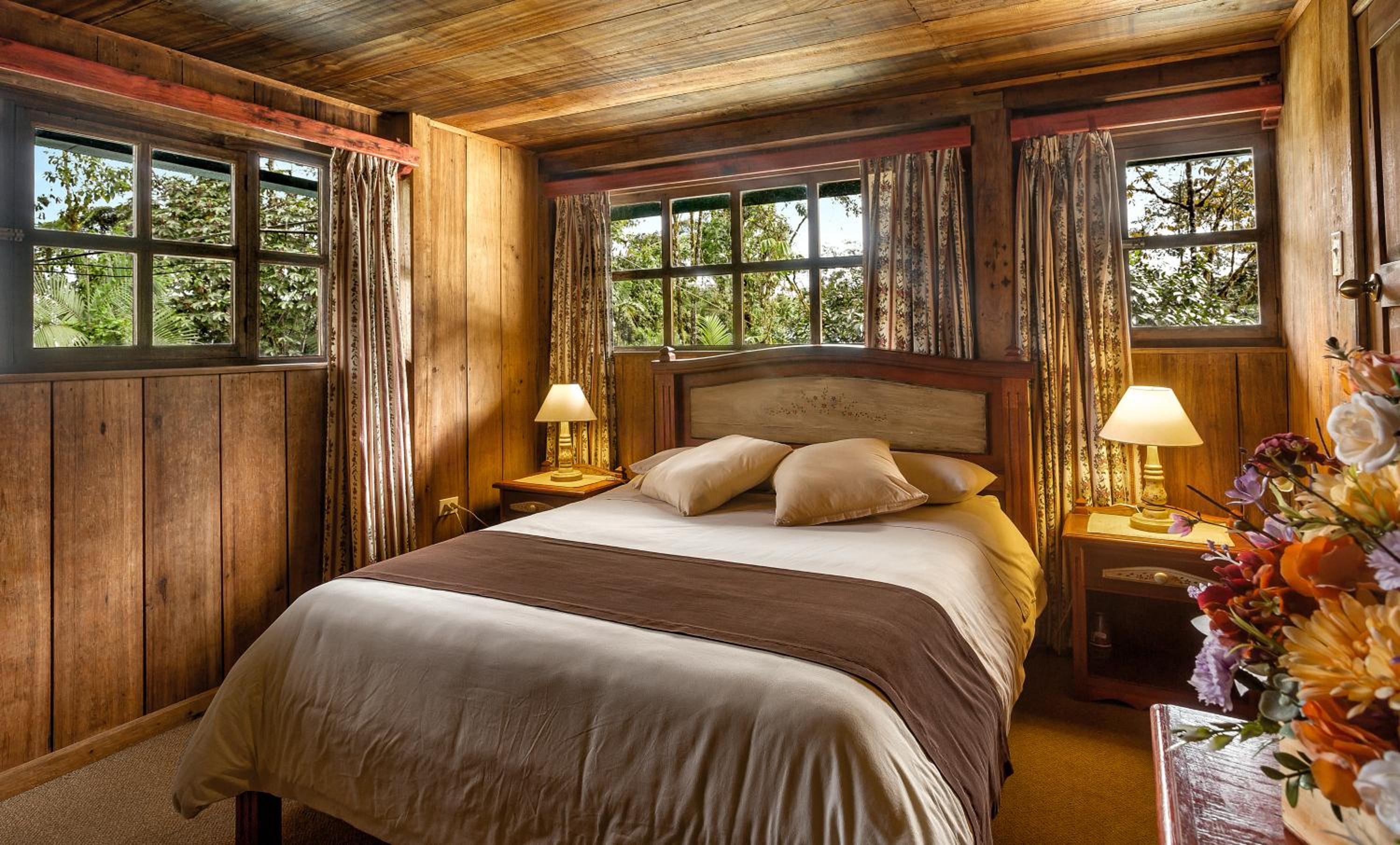 Sachatamia Lodge