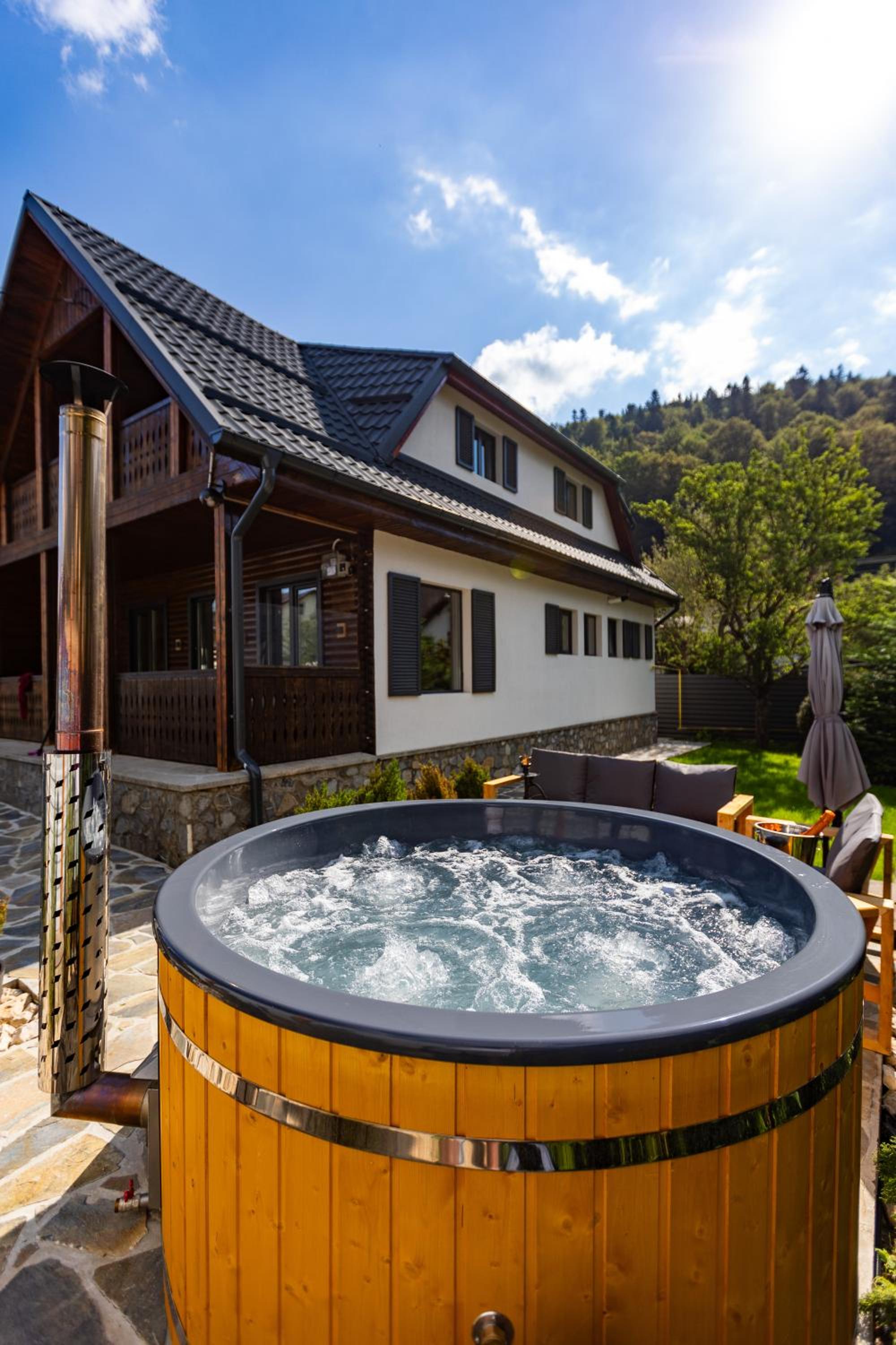 The Bear Chalet with Private Hot Tub view 3