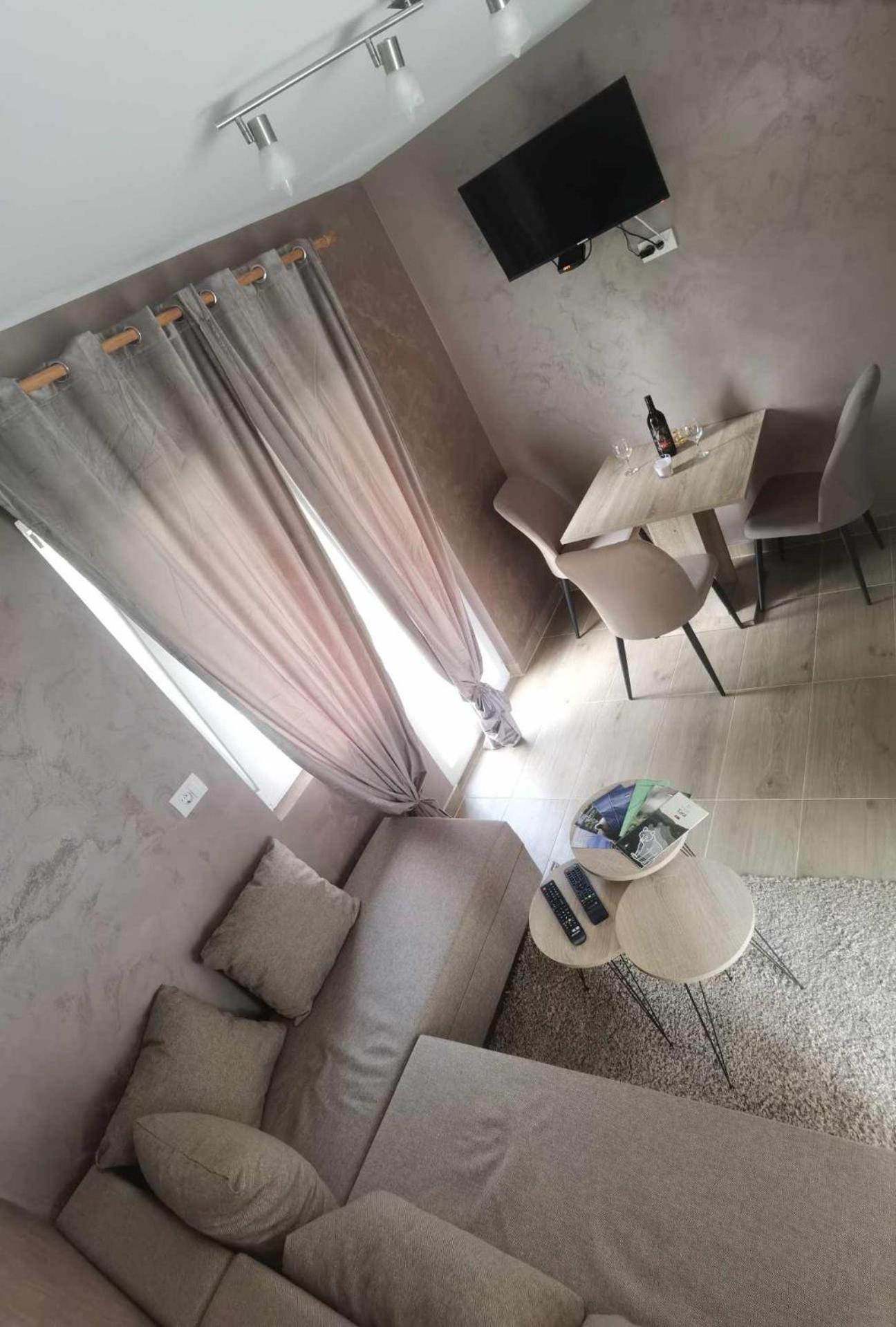 Apartmani Račanka