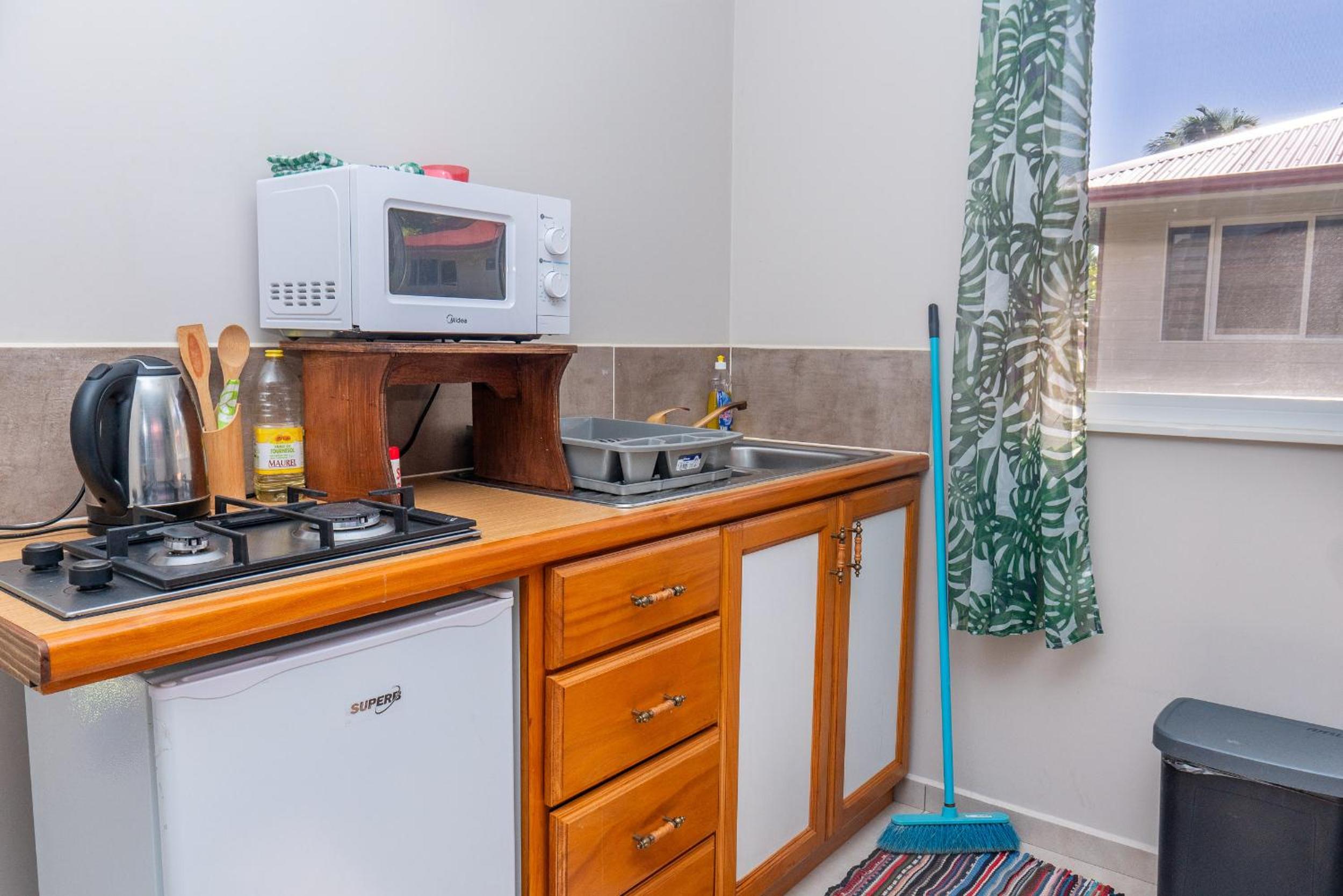 Miki Miki Surf Lodge 1BR #2 Moorea