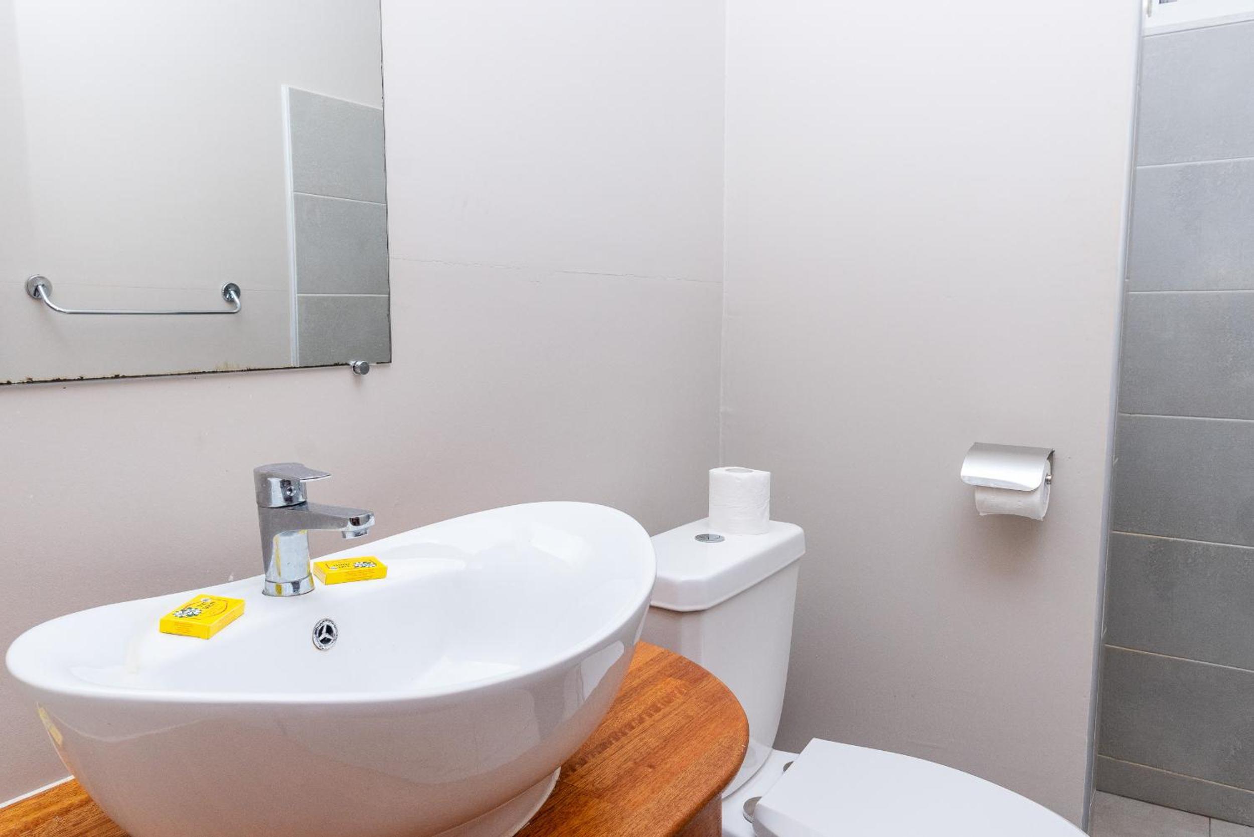 Miki Miki Surf Lodge 2BR #1 Moorea