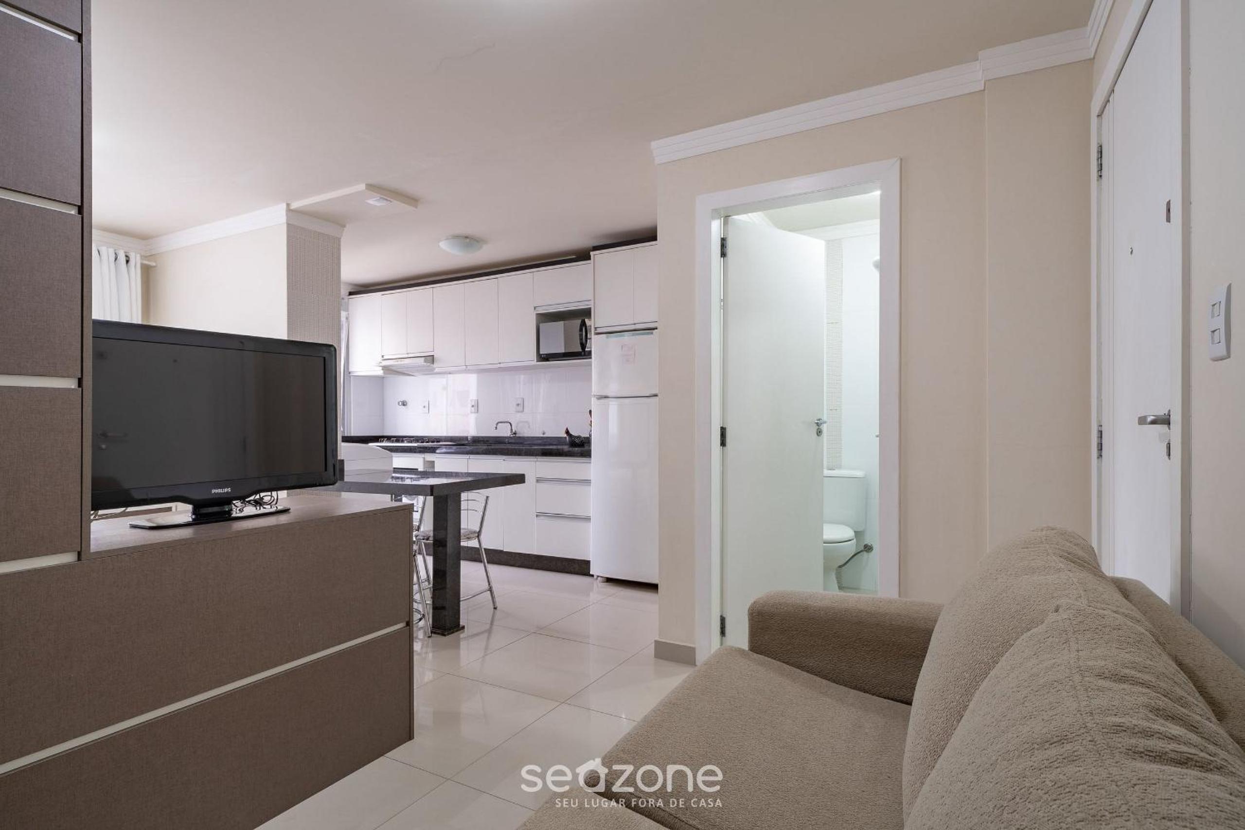 Apts. 2 minutes from the beach Balneário Camboriú/SC - EAC