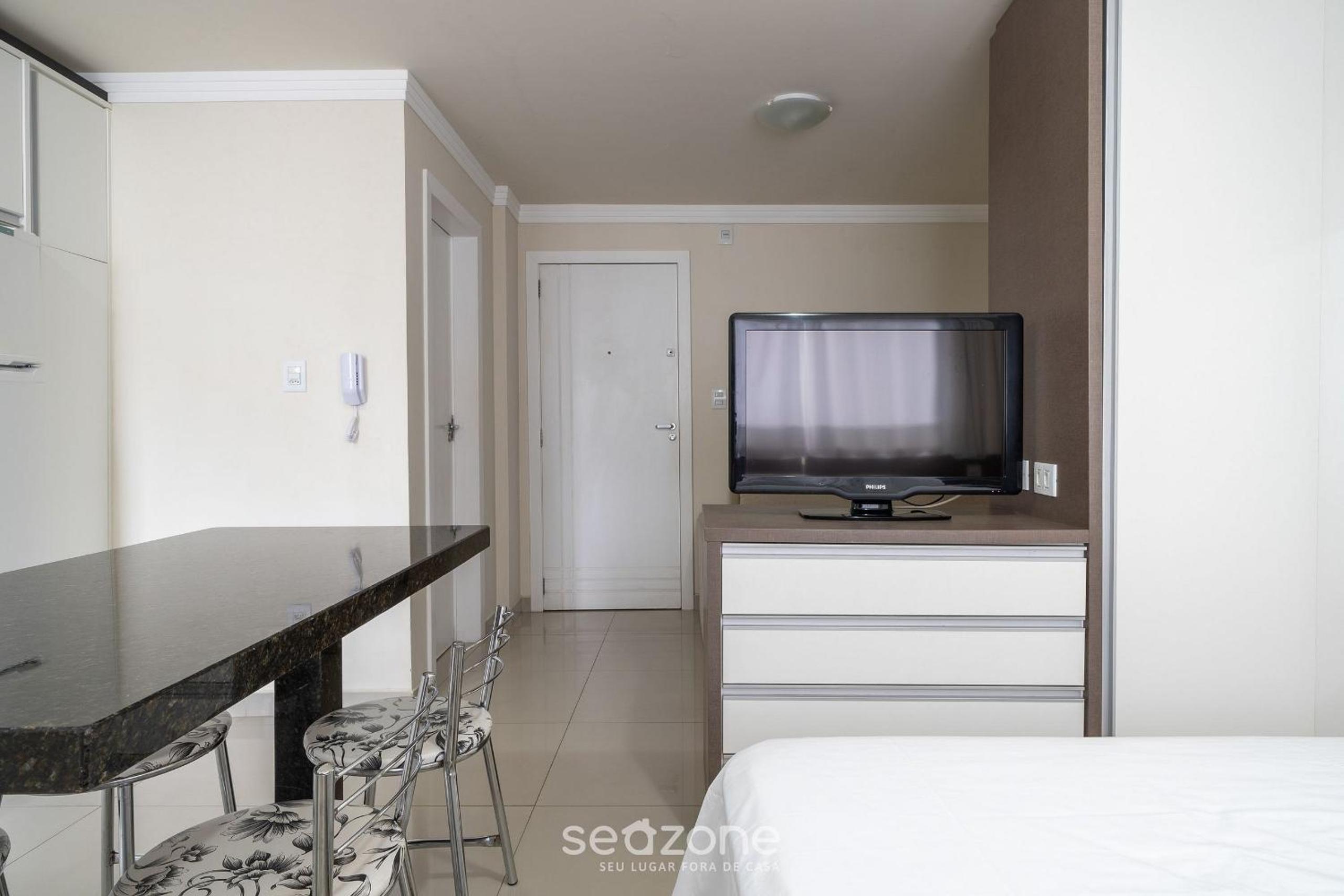Apts. 2 minutes from the beach Balneário Camboriú/SC - EAC