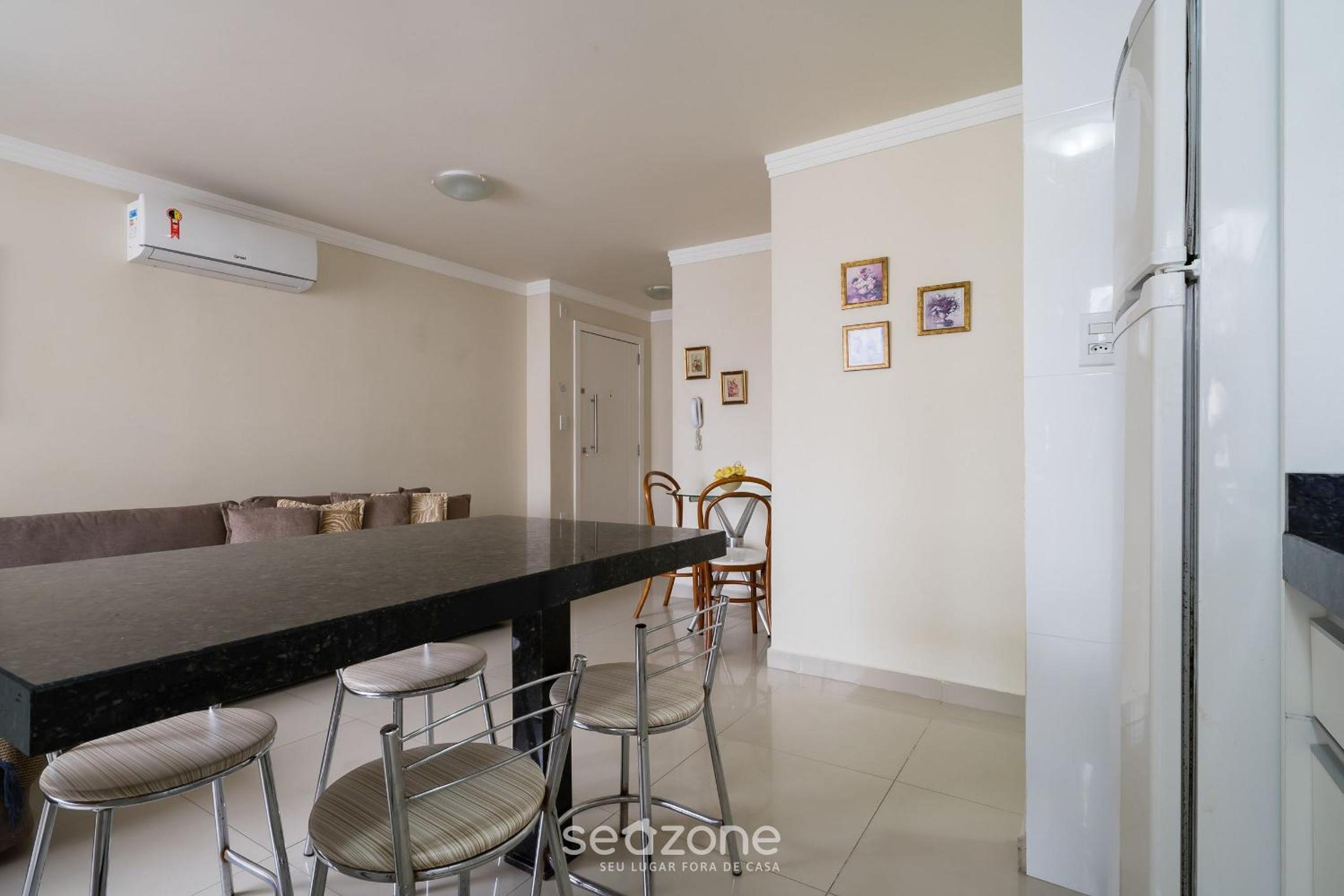 Apts. 2 minutes from the beach Balneário Camboriú/SC - EAC