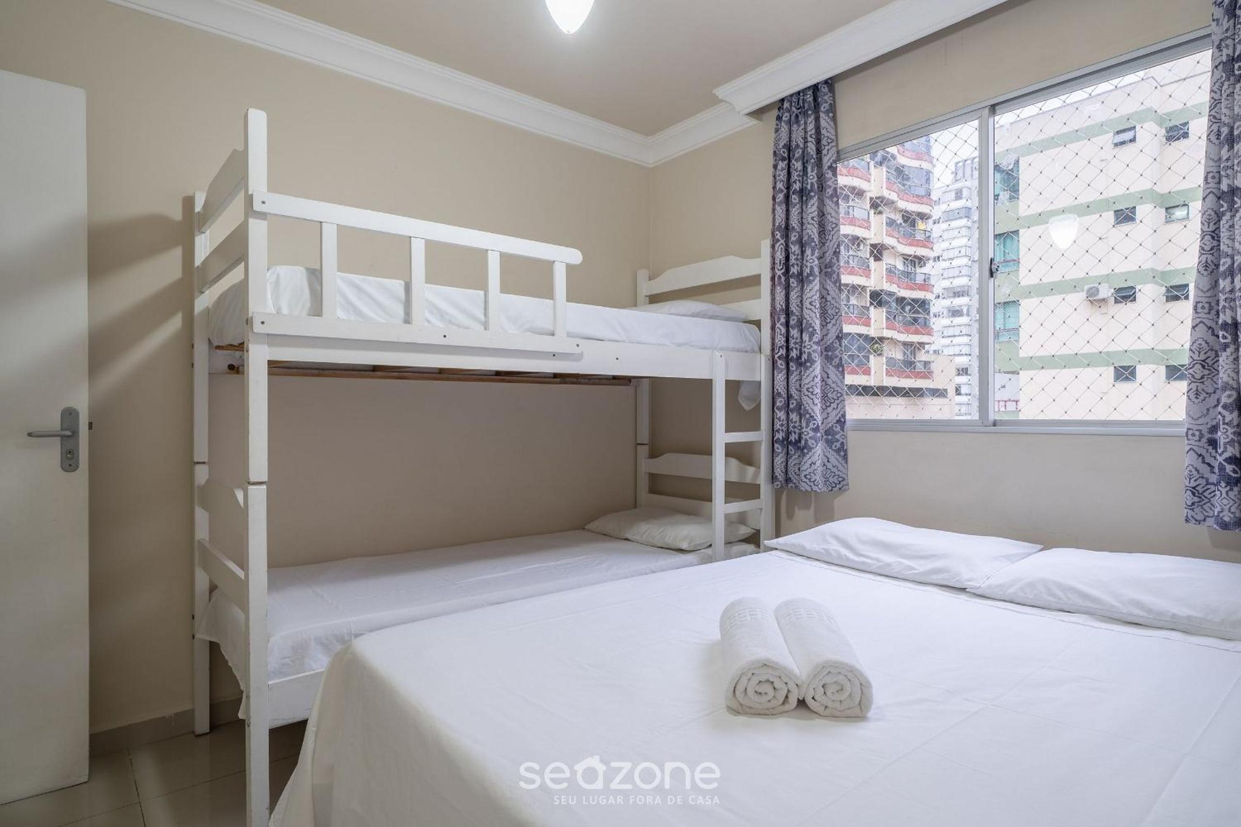 Apts. 2 minutes from the beach Balneário Camboriú/SC - EAC