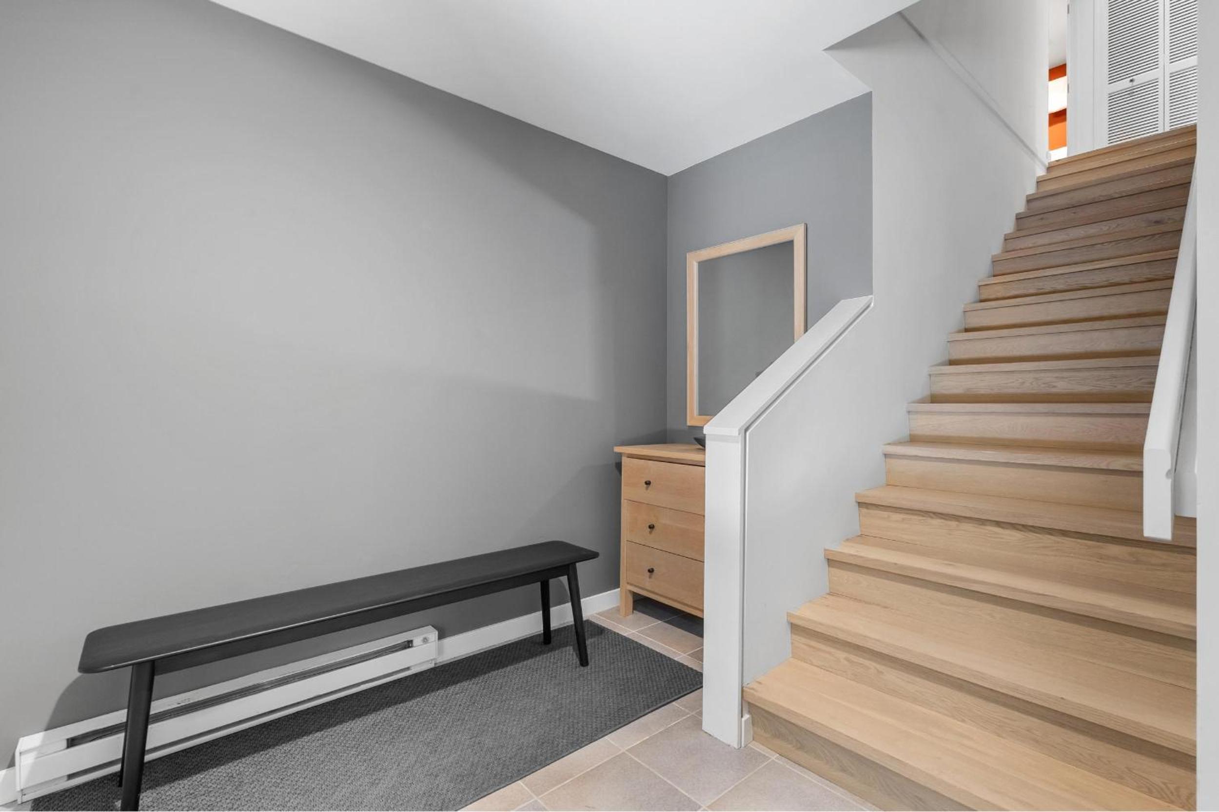 Gleneagle 9 | Stylish townhome in an excellent location near to Ski Hill and Lost Lake Park