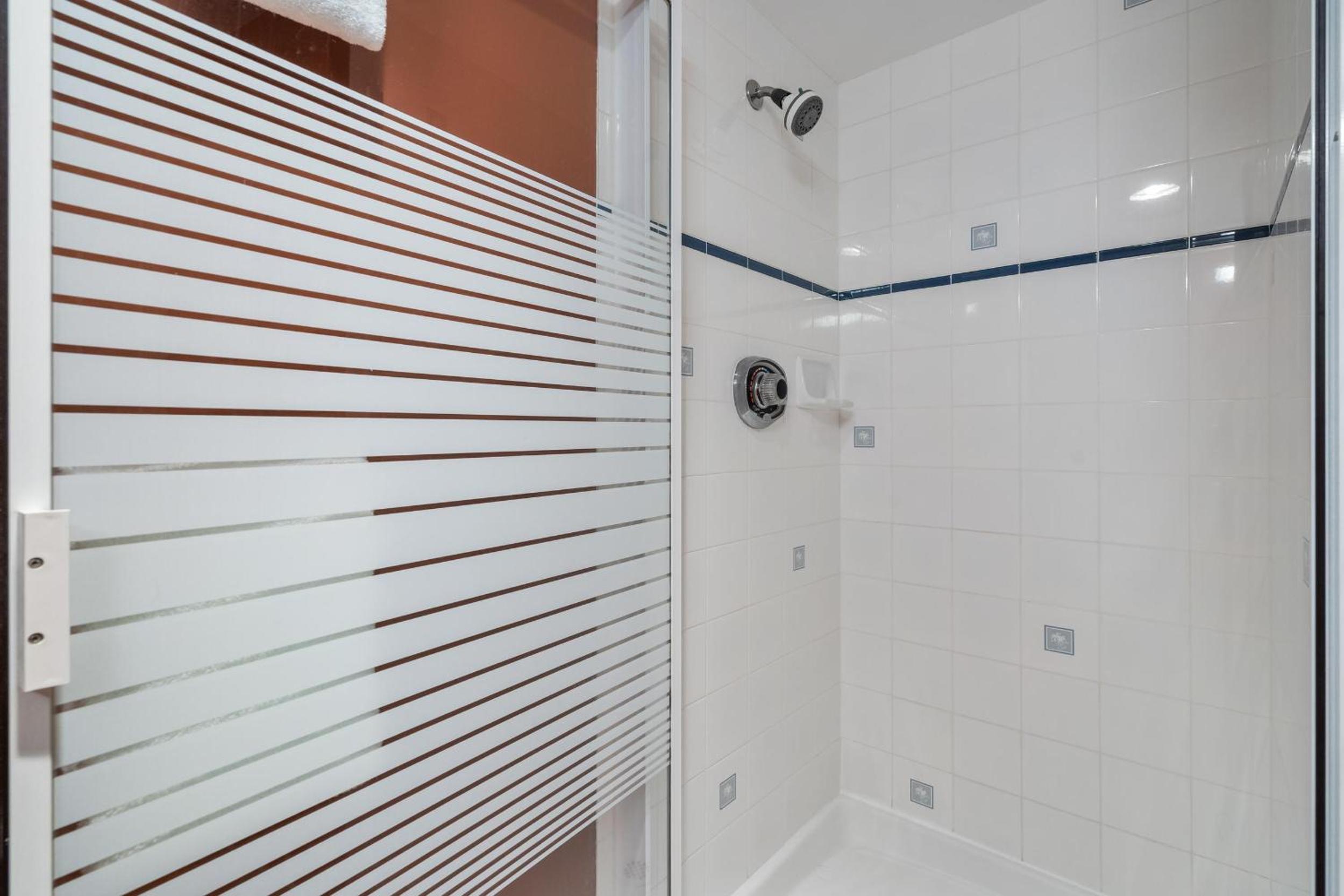 Gleneagle 9 | Stylish townhome in an excellent location near to Ski Hill and Lost Lake Park
