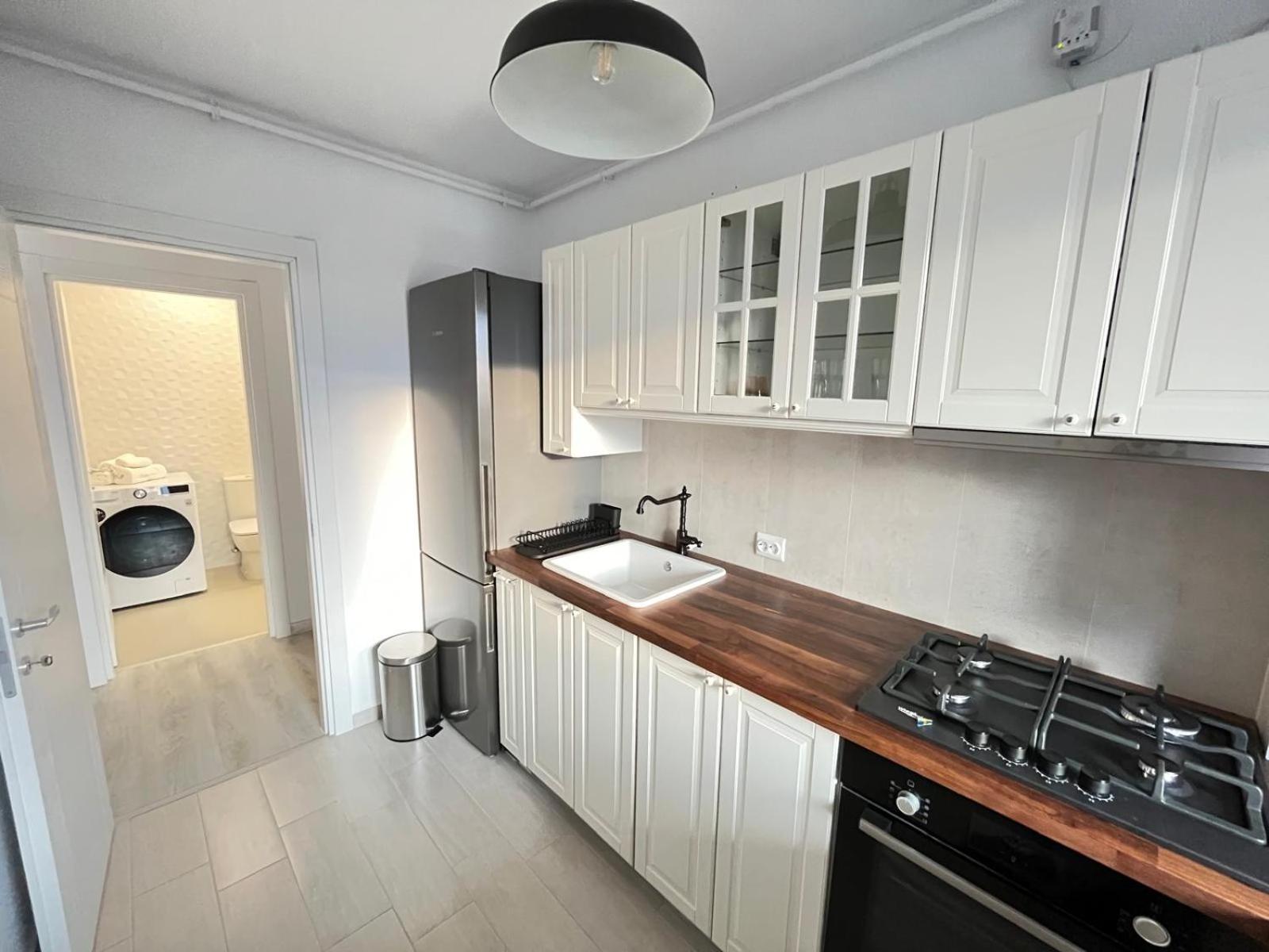 Hils Pallady - AMY Apartment view 5