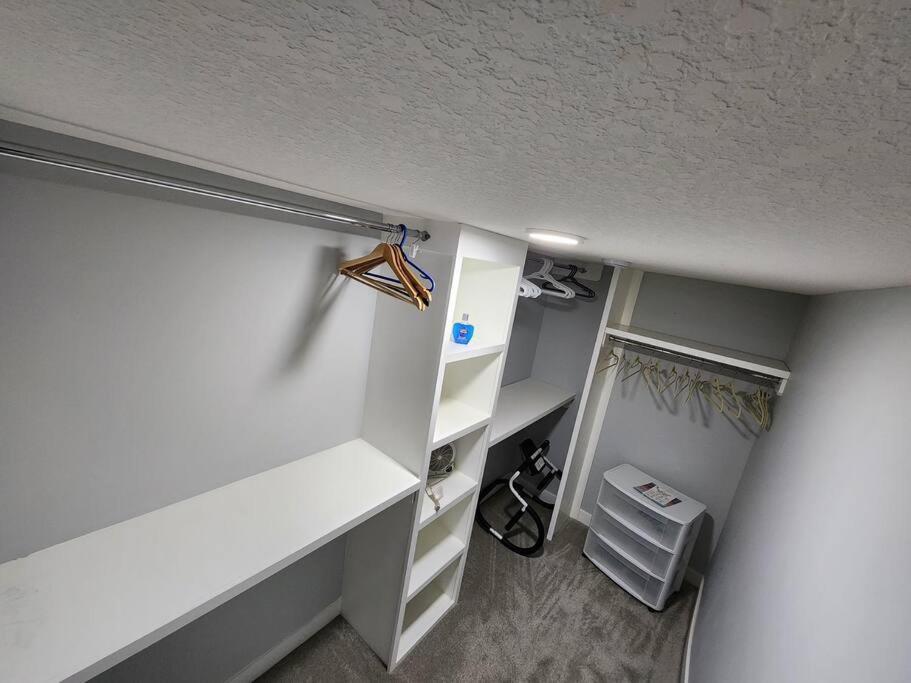 Luxurious home away from home with AC