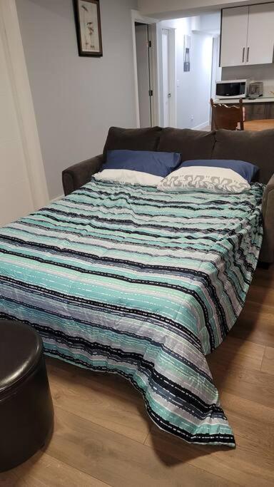 Luxurious home away from home with AC