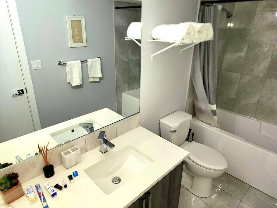 Luxurious home away from home with AC