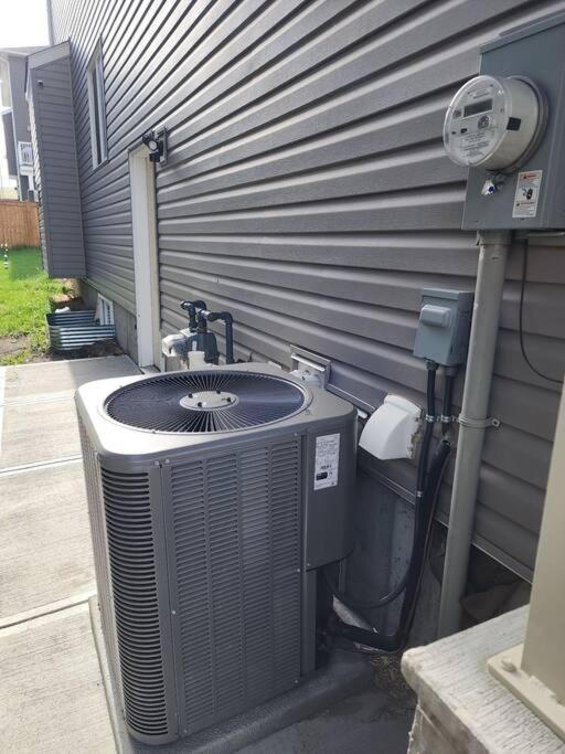 Luxurious home away from home with AC