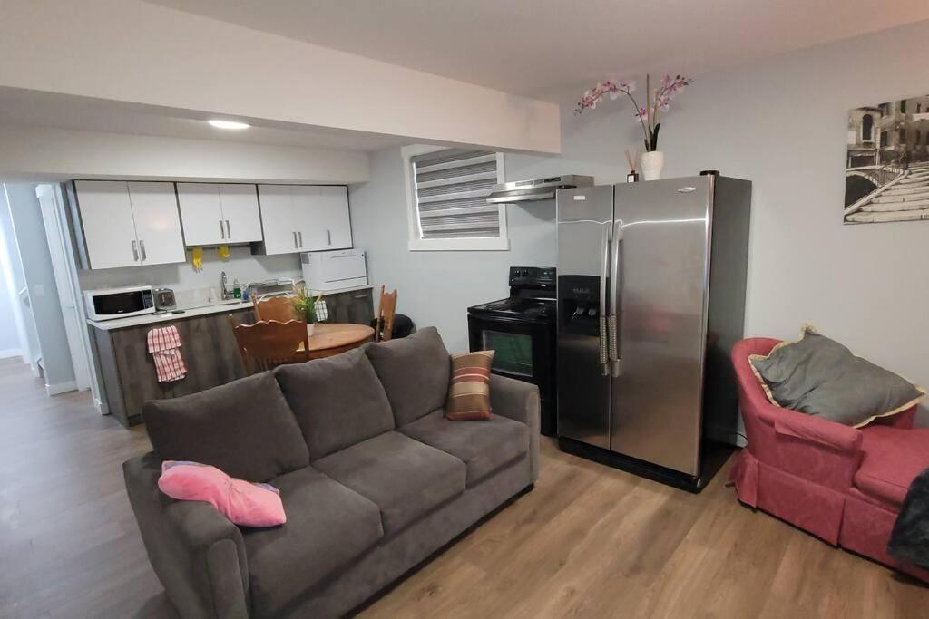 Luxurious home away from home with AC
