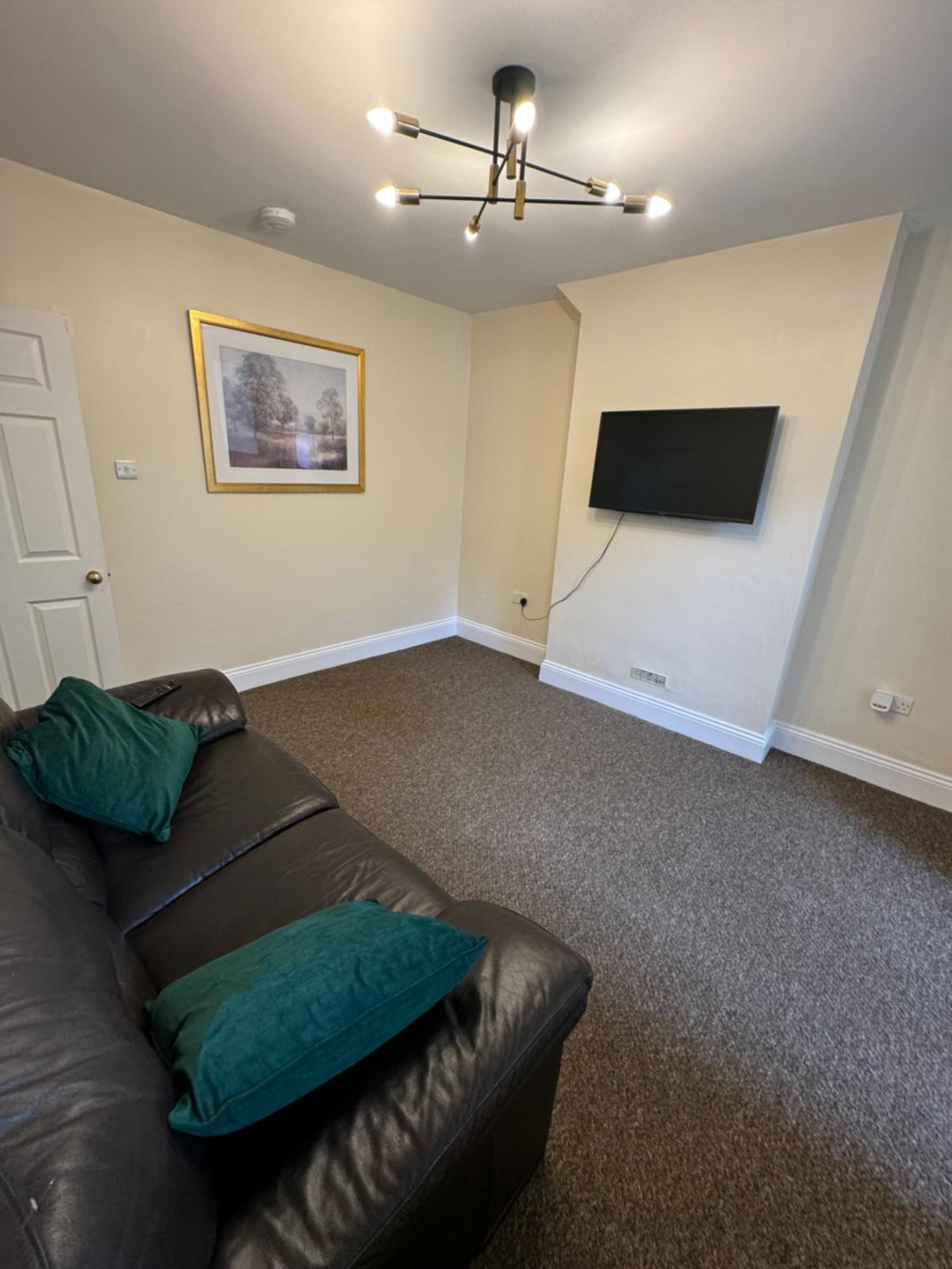 Shine Lodge view 5