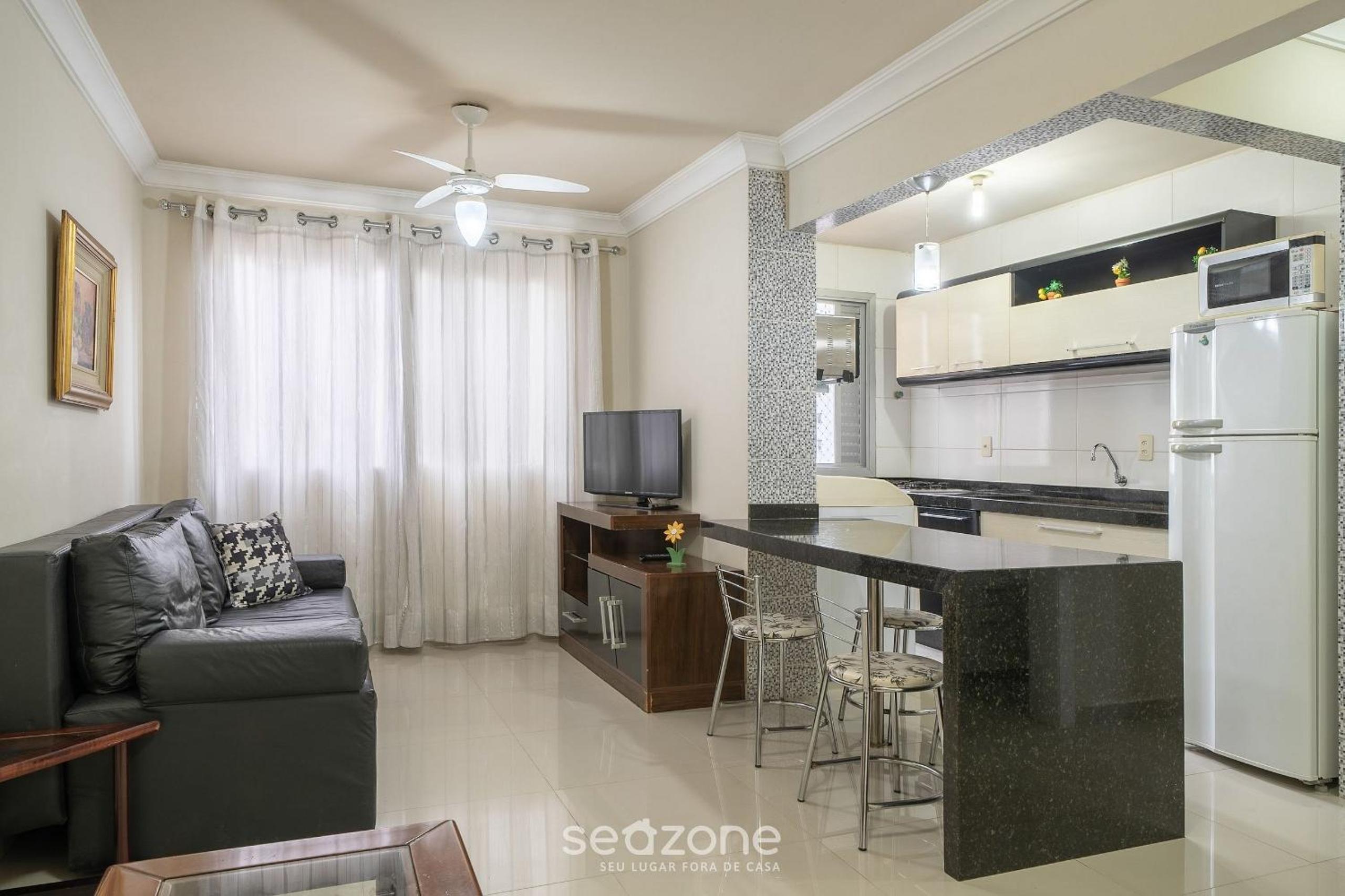 Apts. 2 minutes from the beach Balneário Camboriú/SC - EAC
