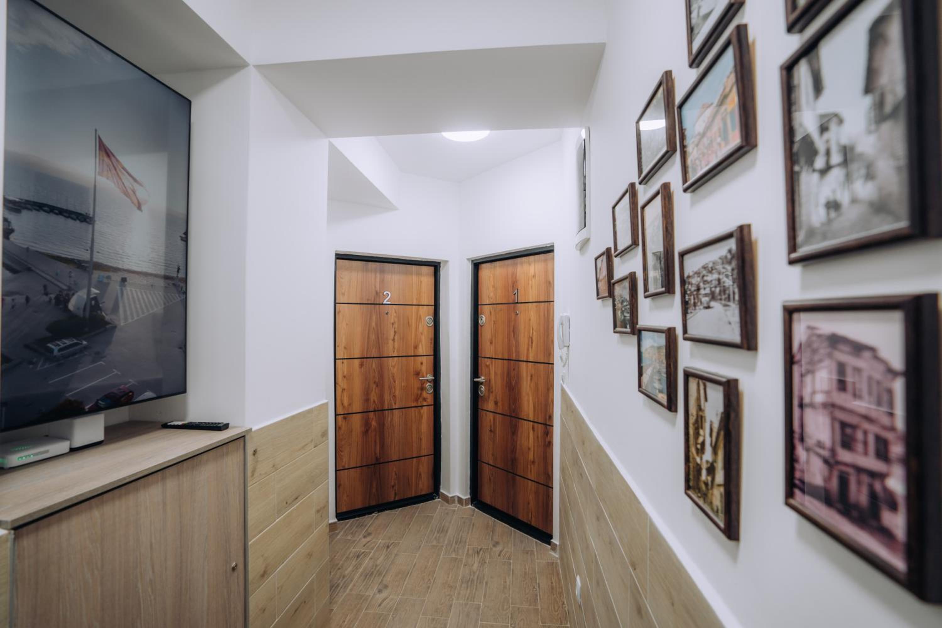 Lenova Apartments