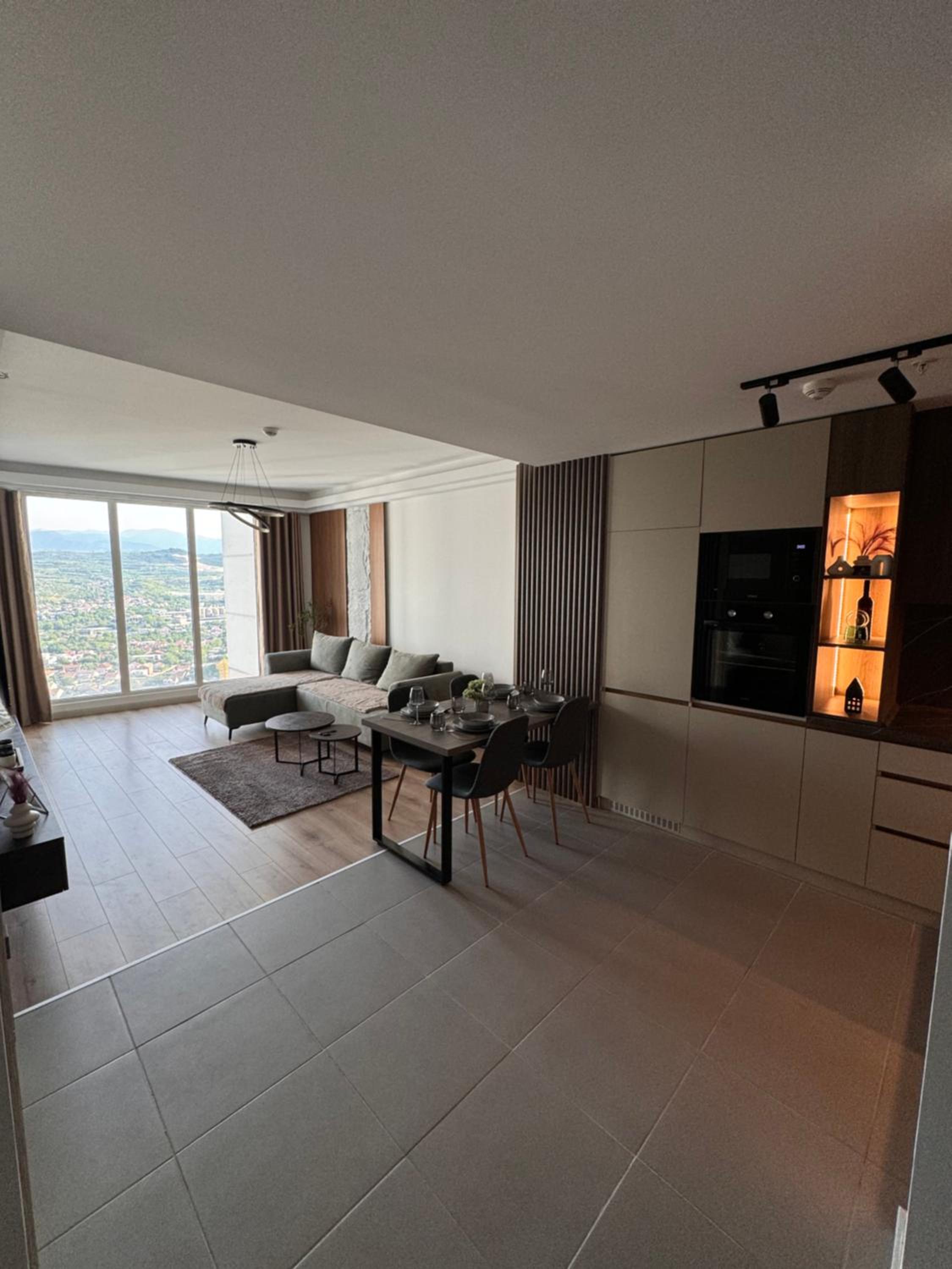 Stellarlux Apartment, 35th floor view 4