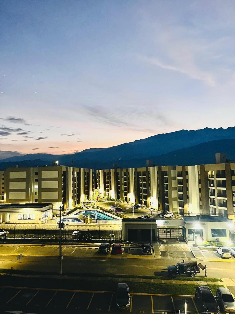Jamundi Apartamento Estilo industrial, cerca a Cali con piscina aire acondicionado