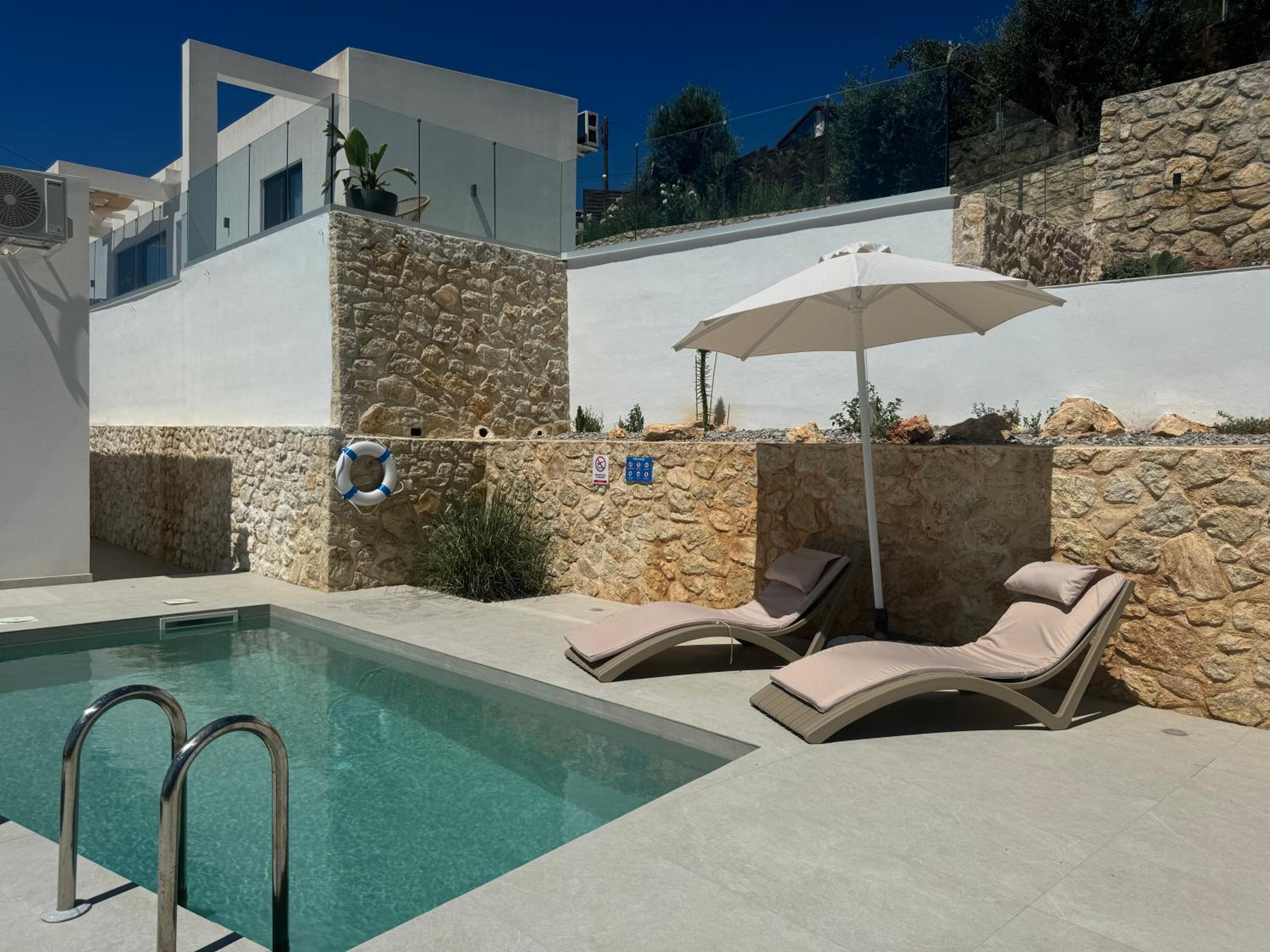 Nissaki Villas