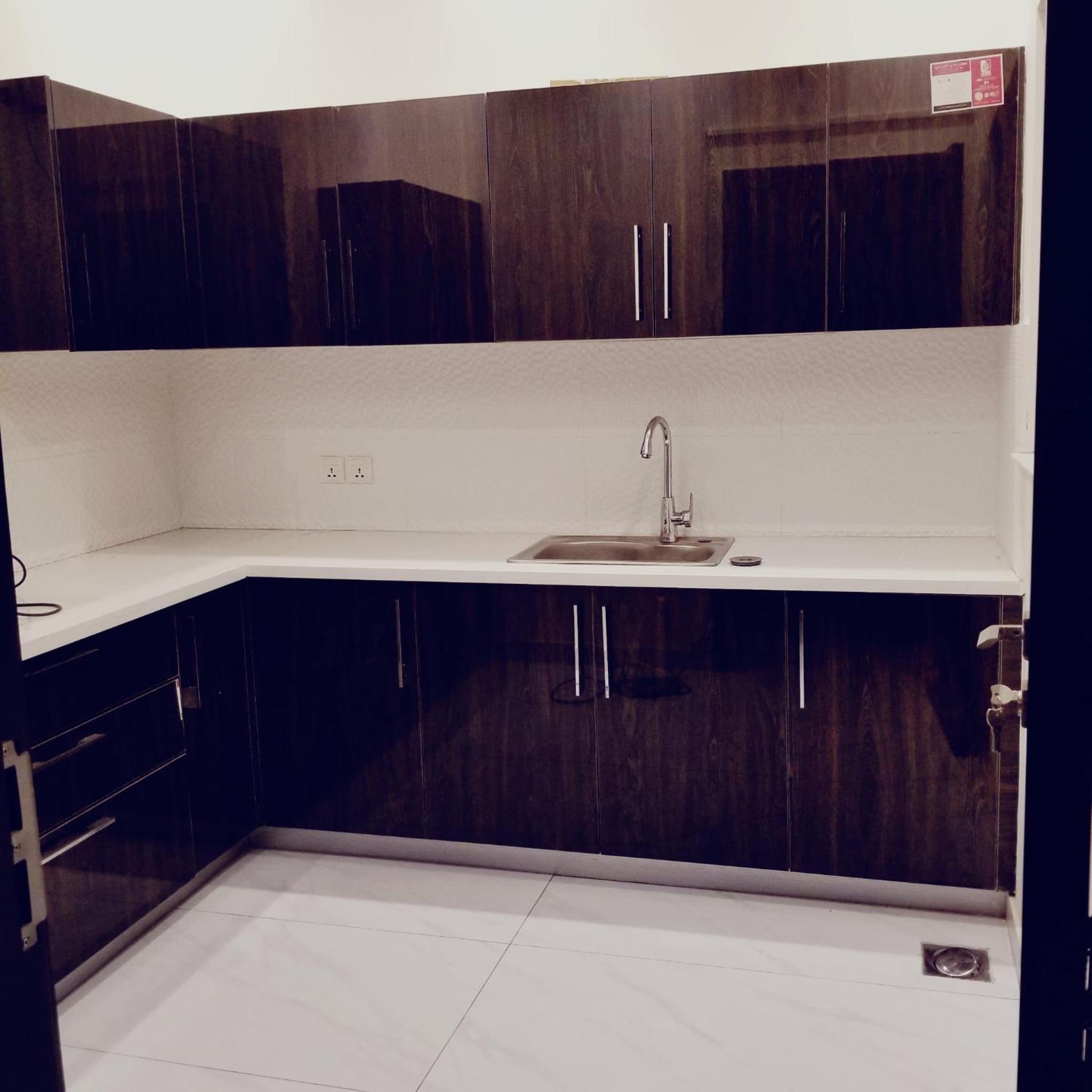 DHA 7 Lahore - Spacious well furnished 2 bedroom apartment view 3